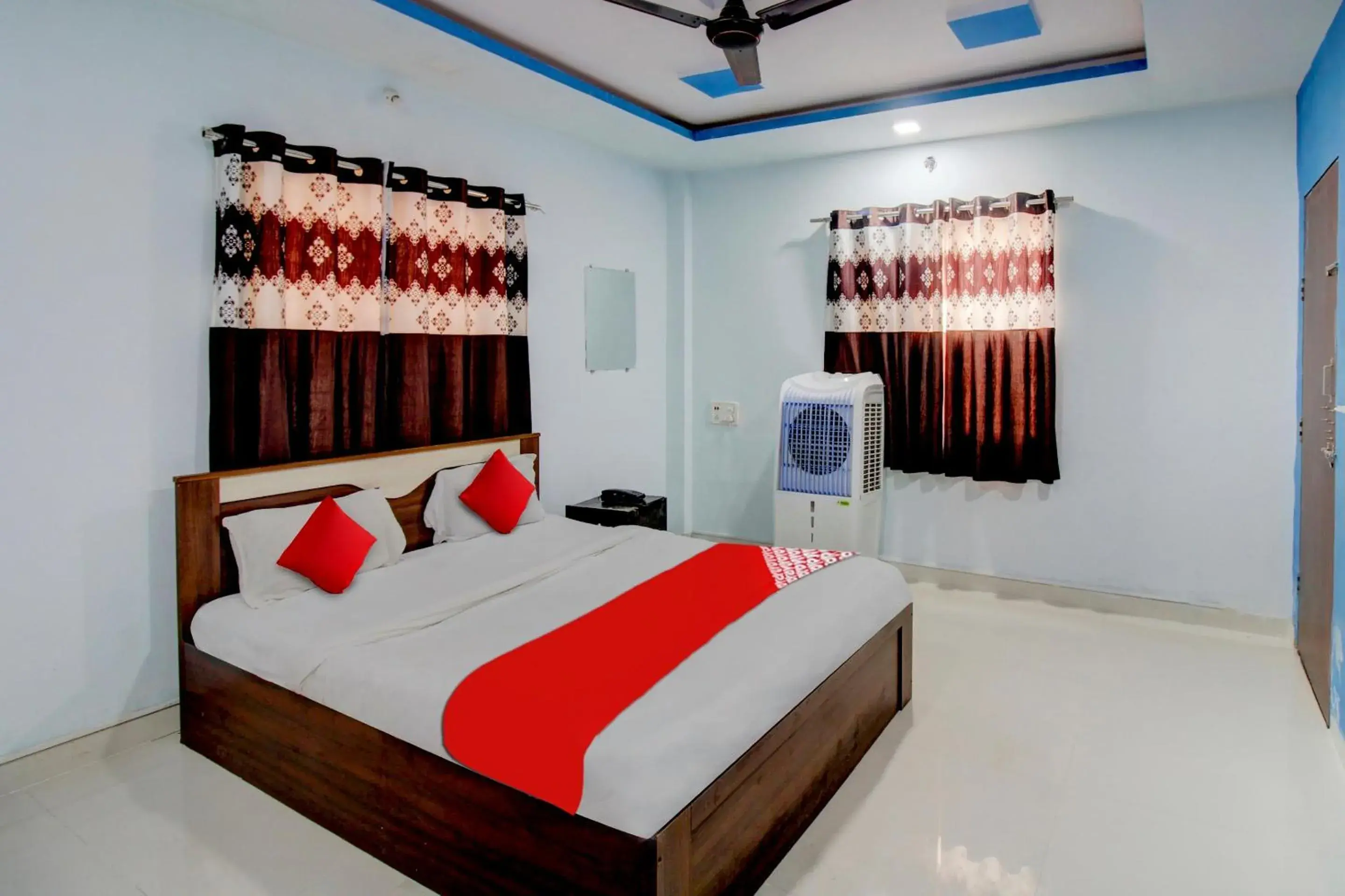Hotel O by OYO Suyog Hotel O by OYO Suyog