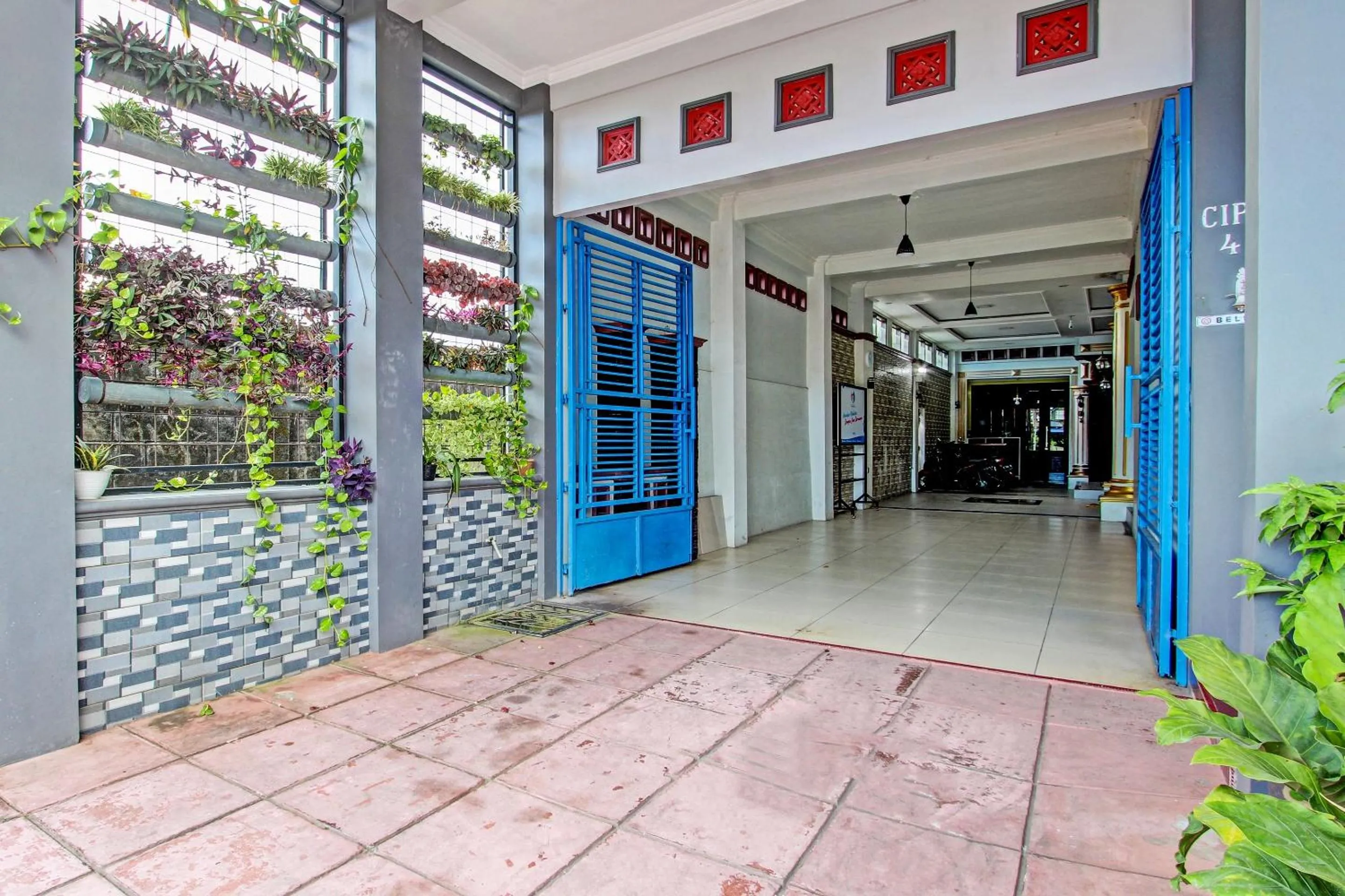 Lobby or reception in Hotel O Amole Homestay Syariah