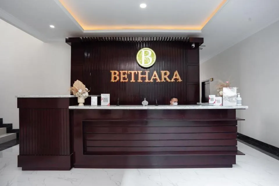 Lobby or reception in Bethara Hotel Syariah Lampung