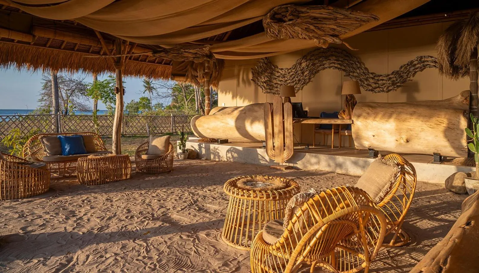 Lobby or reception in Bleu MATHIS Gili Asahan