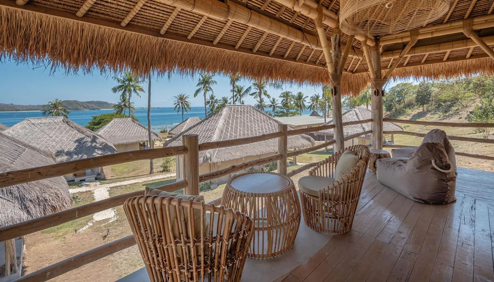 Balcony/Terrace in Bleu MATHIS Gili Asahan