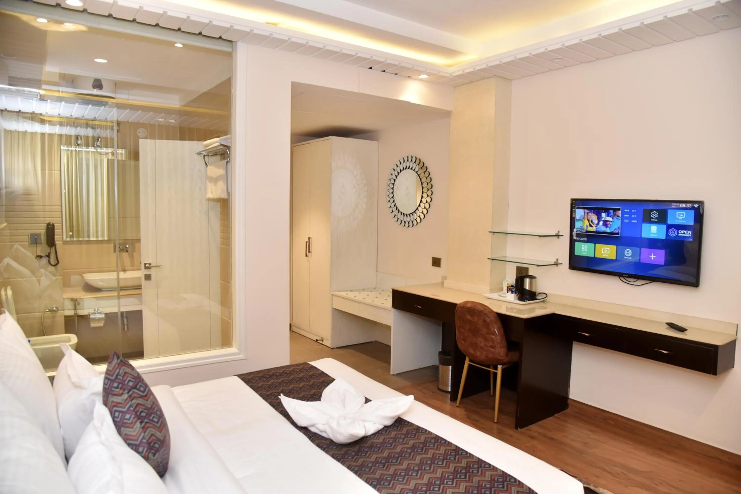 Bed in AnantVilas Shimla Hills