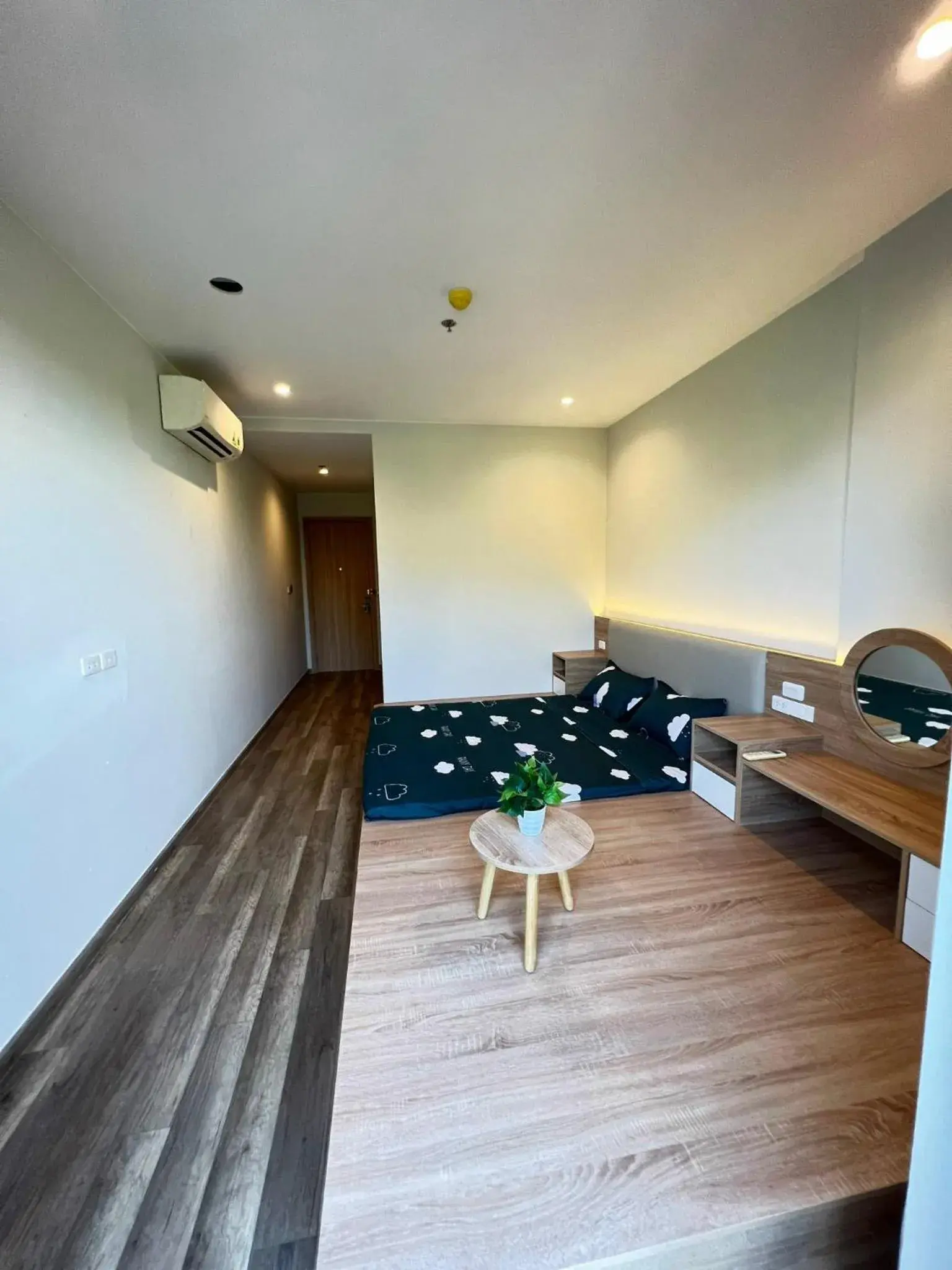 Standard Double Room in Vu Gia Hotel Phu Quoc Standard Double Room in Vu Gia Hotel Phu Quoc