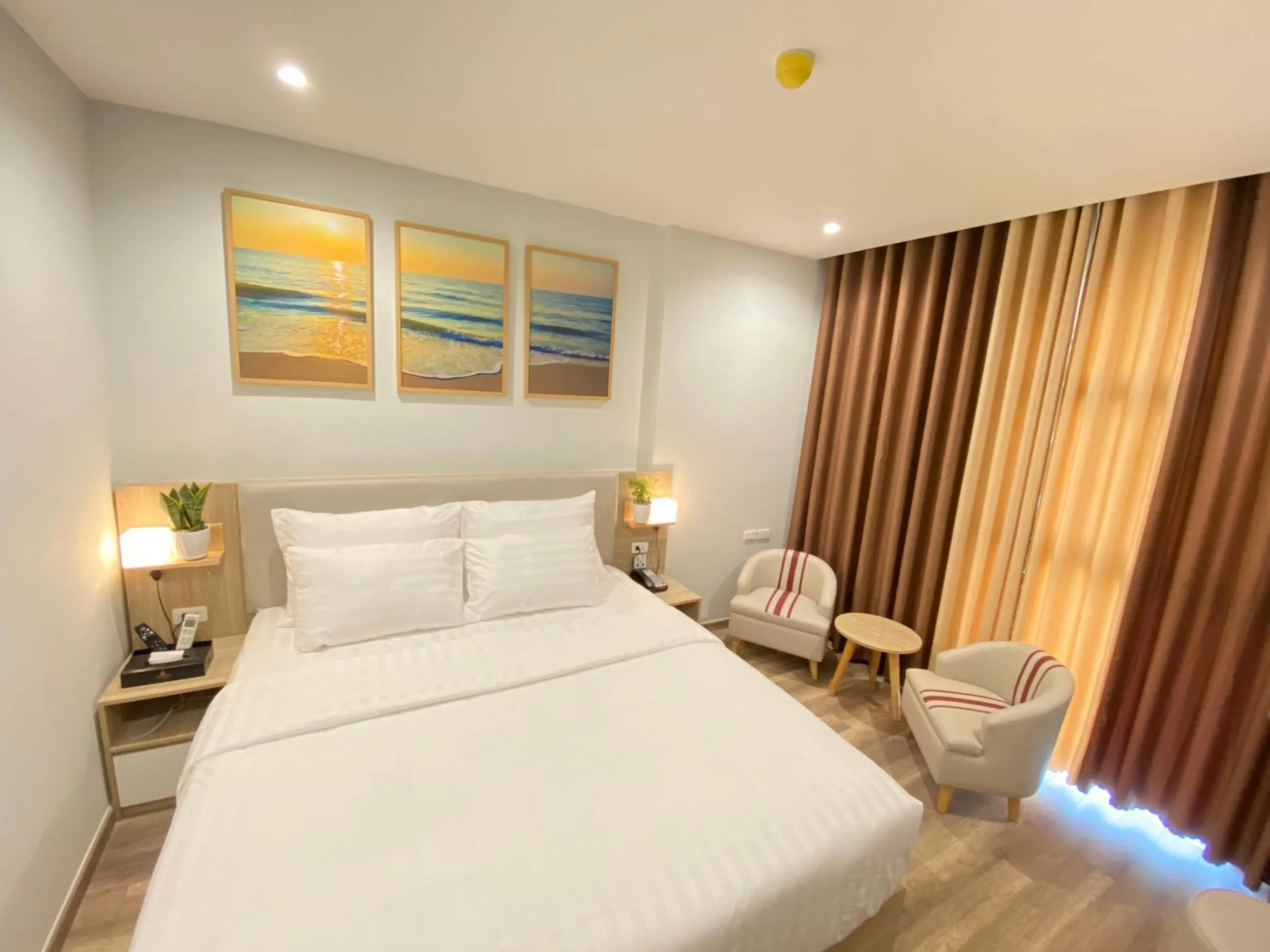 Bed in Vu Gia Hotel Phu Quoc