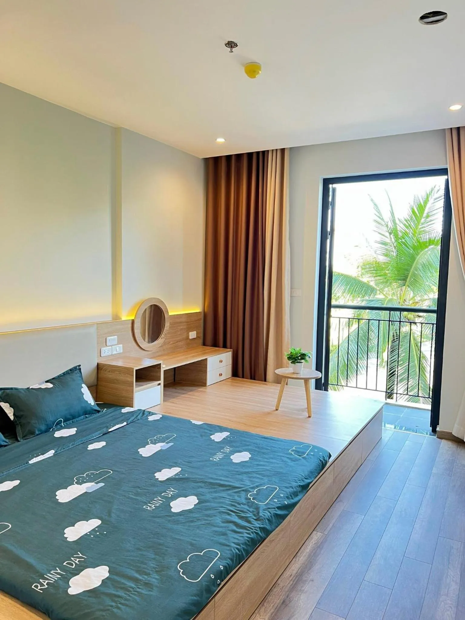 Bed in Vu Gia Hotel Phu Quoc