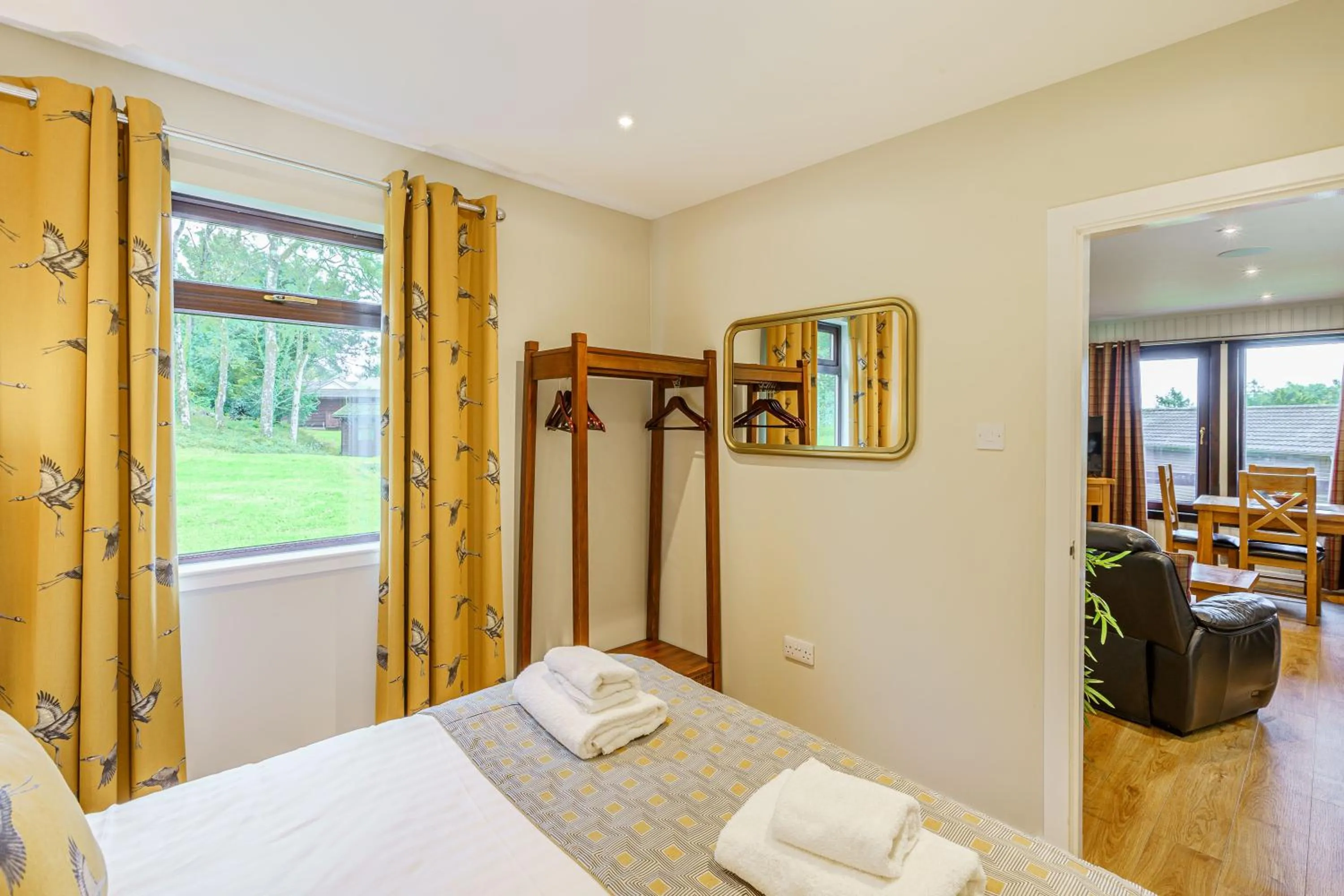 Bed in Birch Lodge 19 with Hot Tub