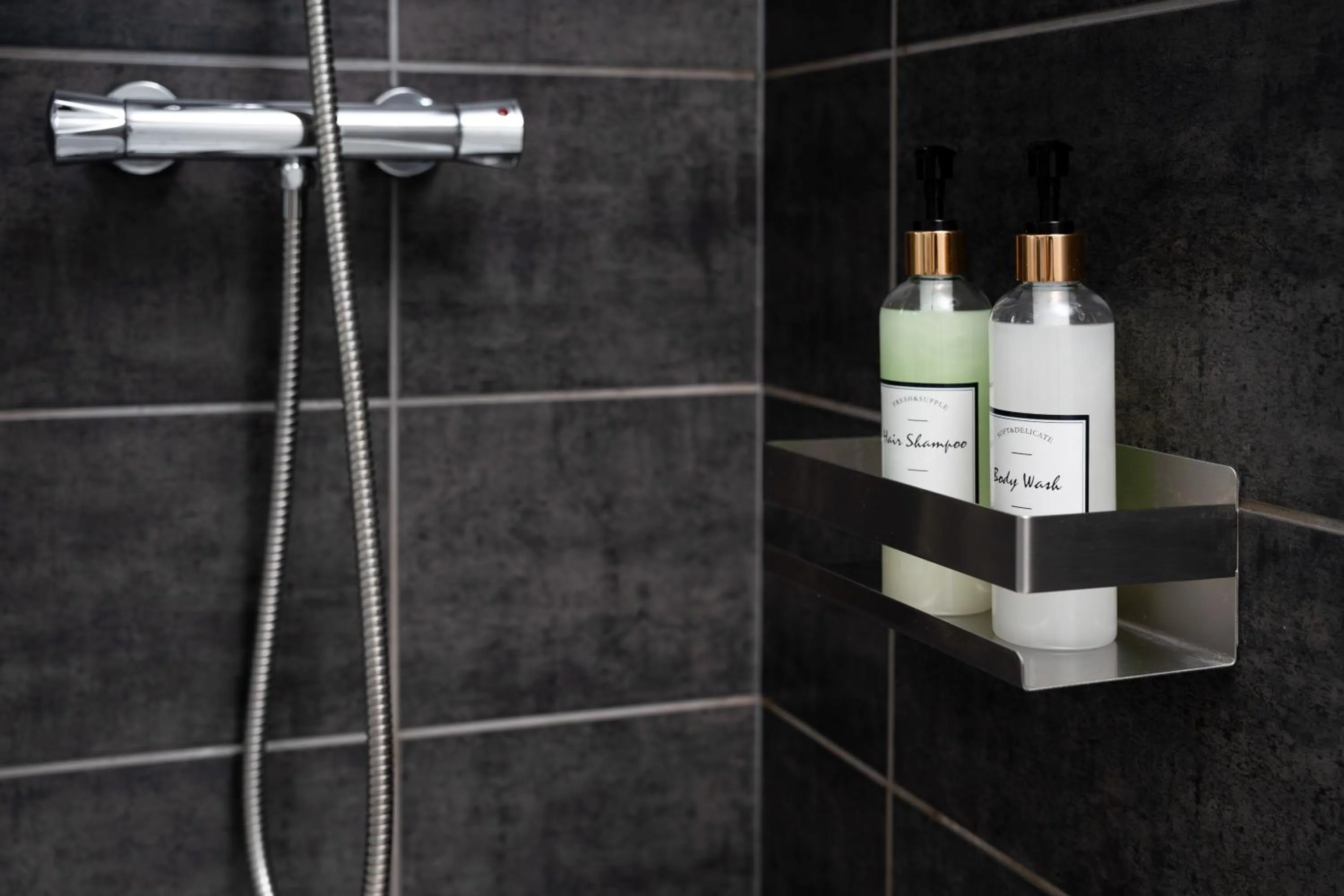 Shower in High Street Town House