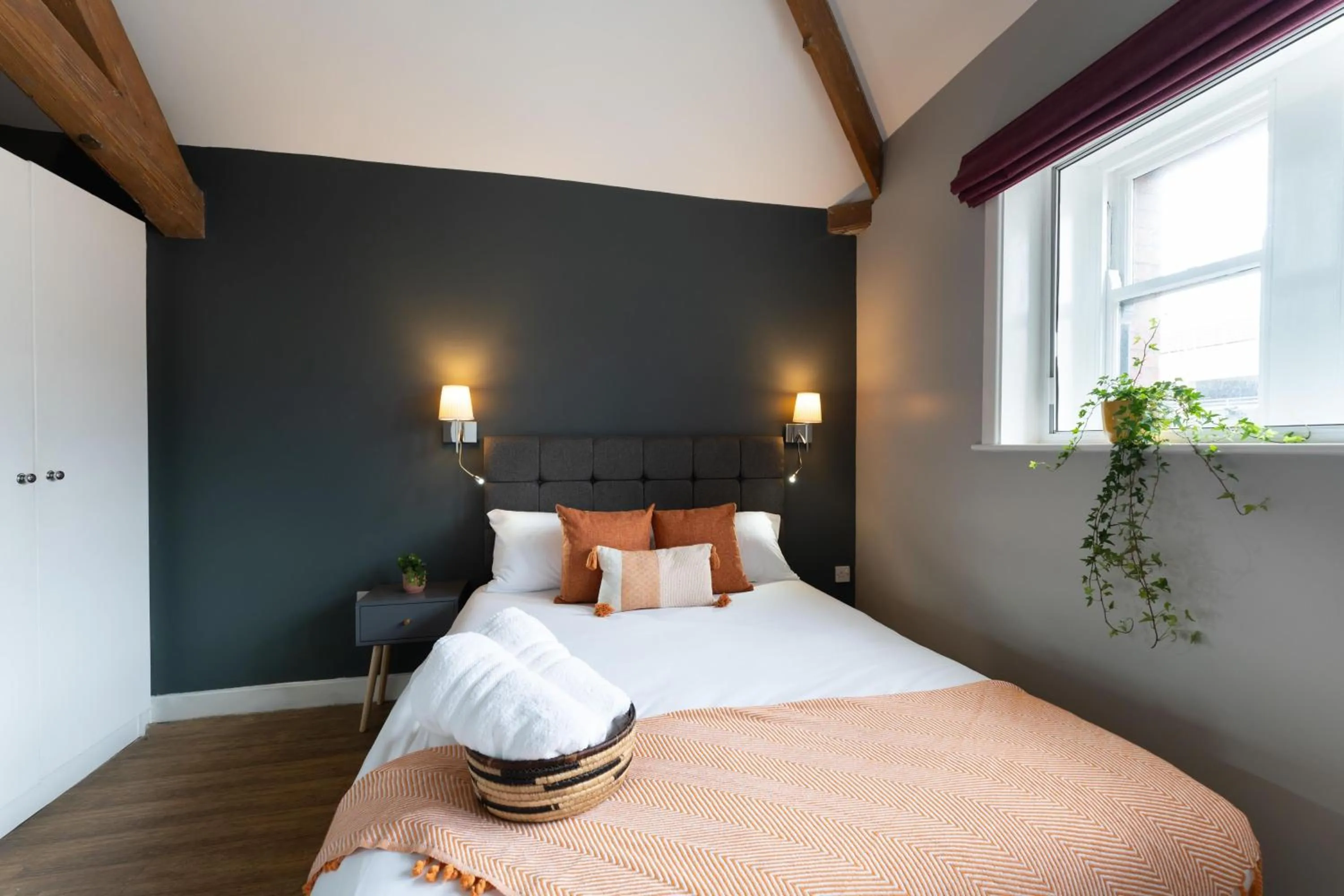 Bedroom, Bed in High Street Town House