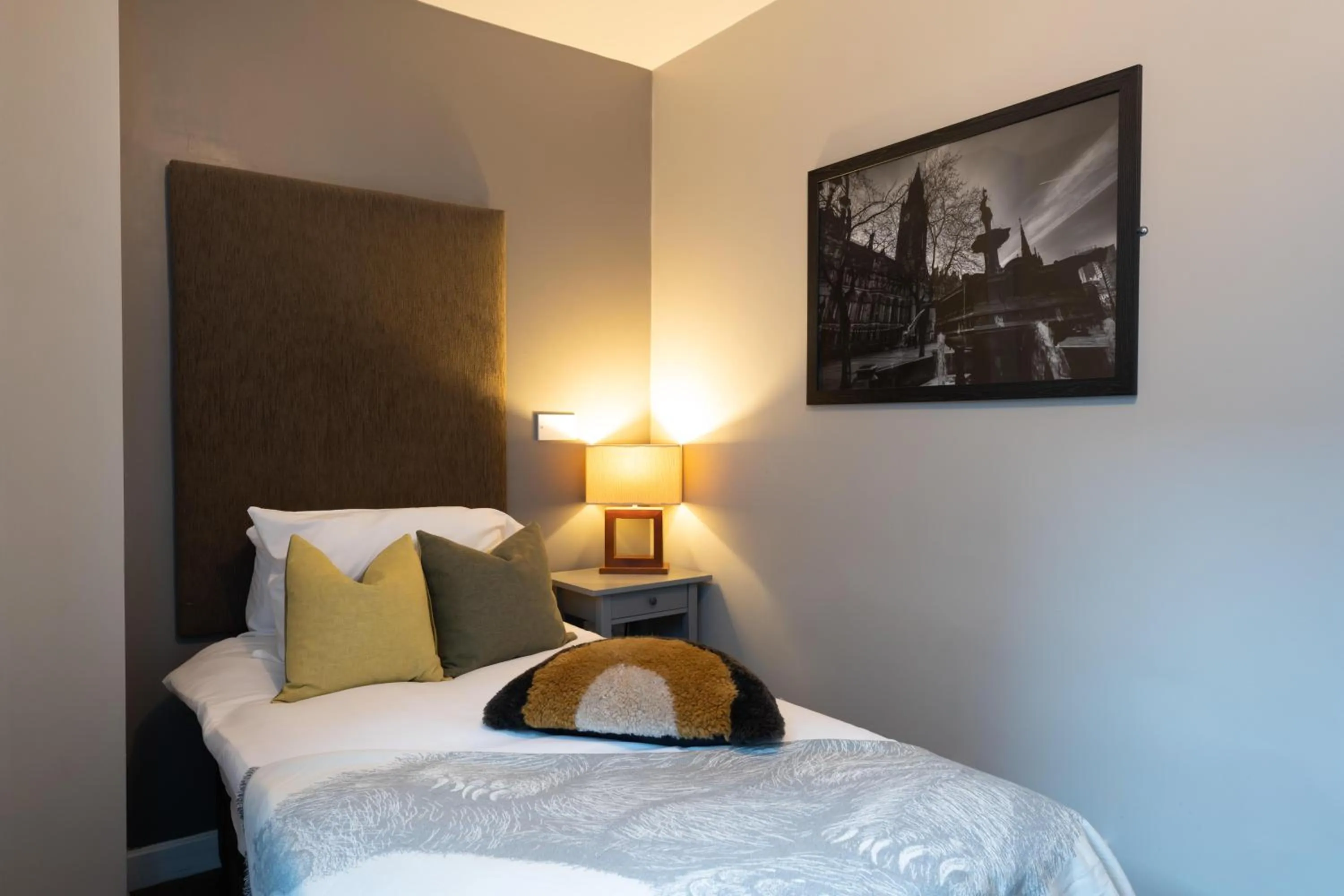 Bed in High Street Town House