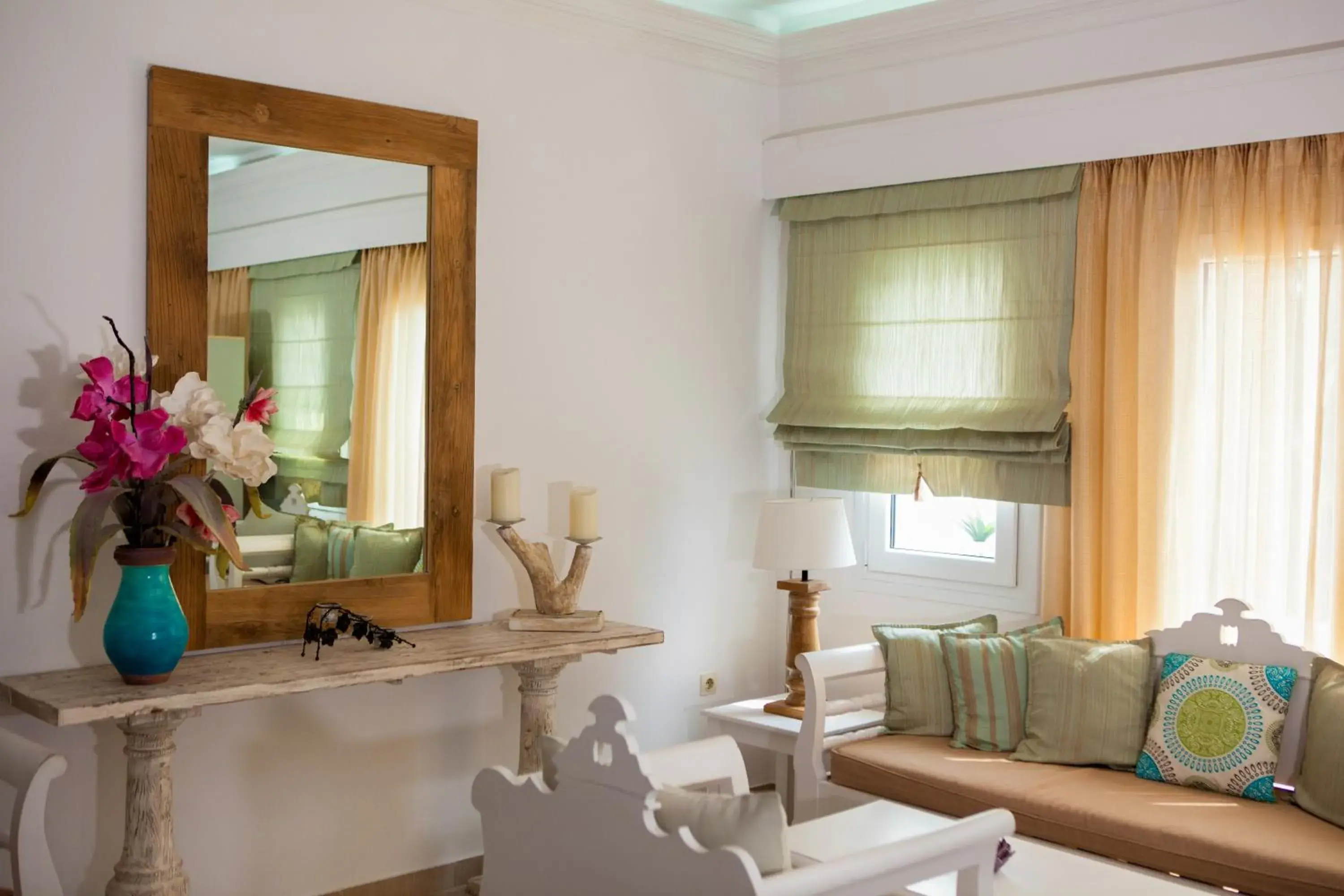 Lounge or bar in Daedalus Hotel Lounge or bar in Daedalus Hotel