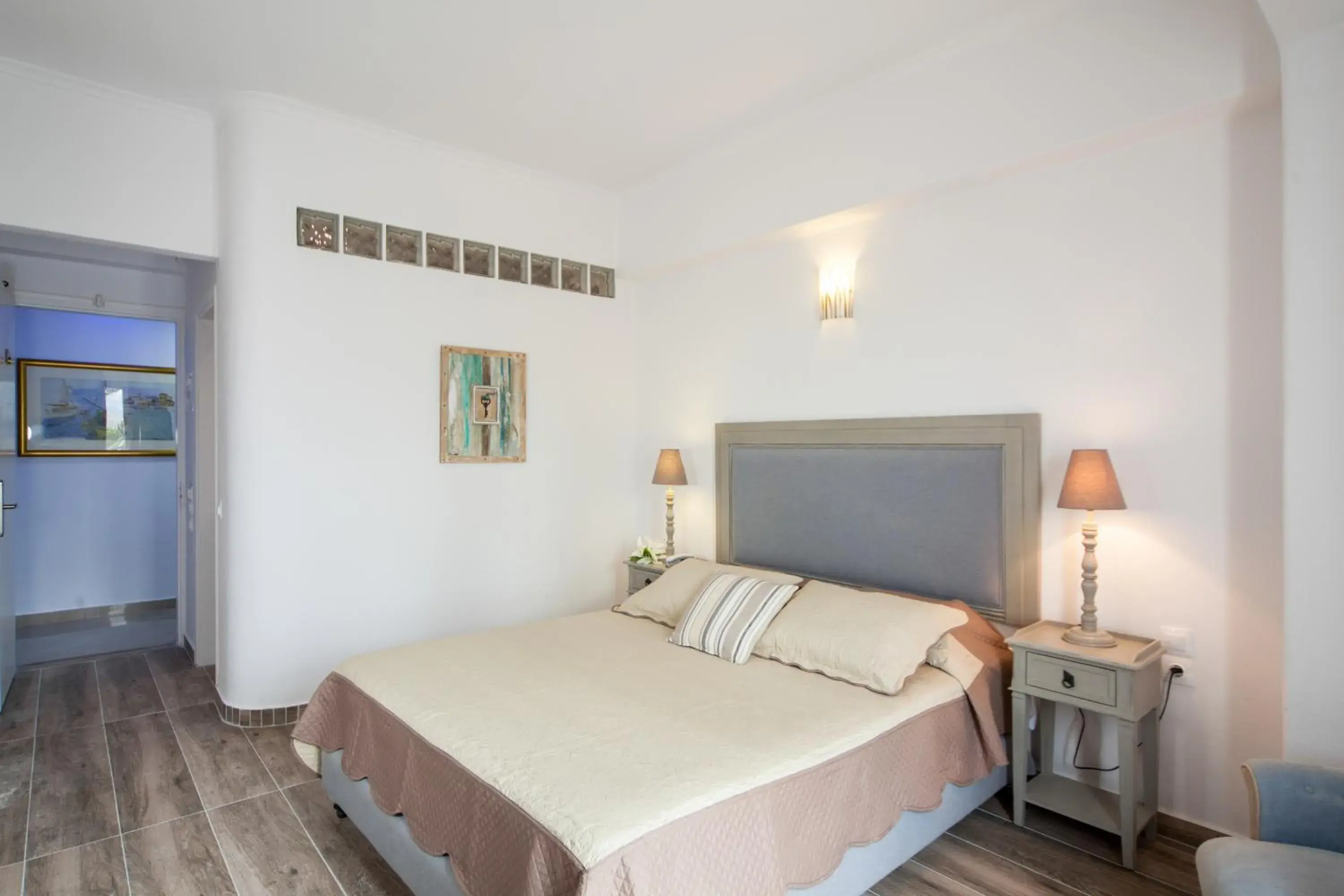 Bed in Daedalus Hotel Bed in Daedalus Hotel