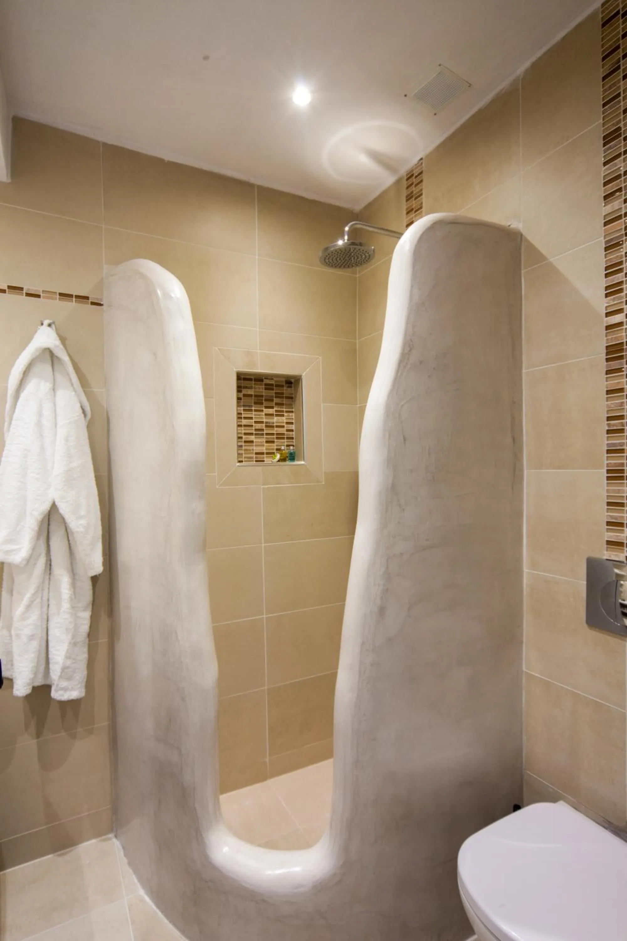 Shower in Daedalus Hotel