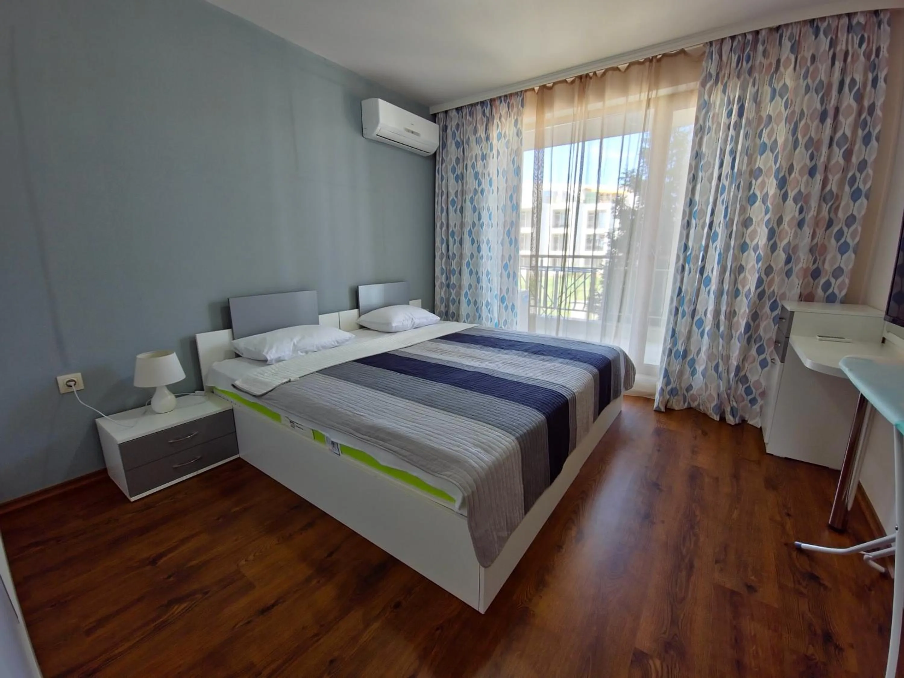 Bedroom, Bed in Diamond Beach Sarafovo by KP