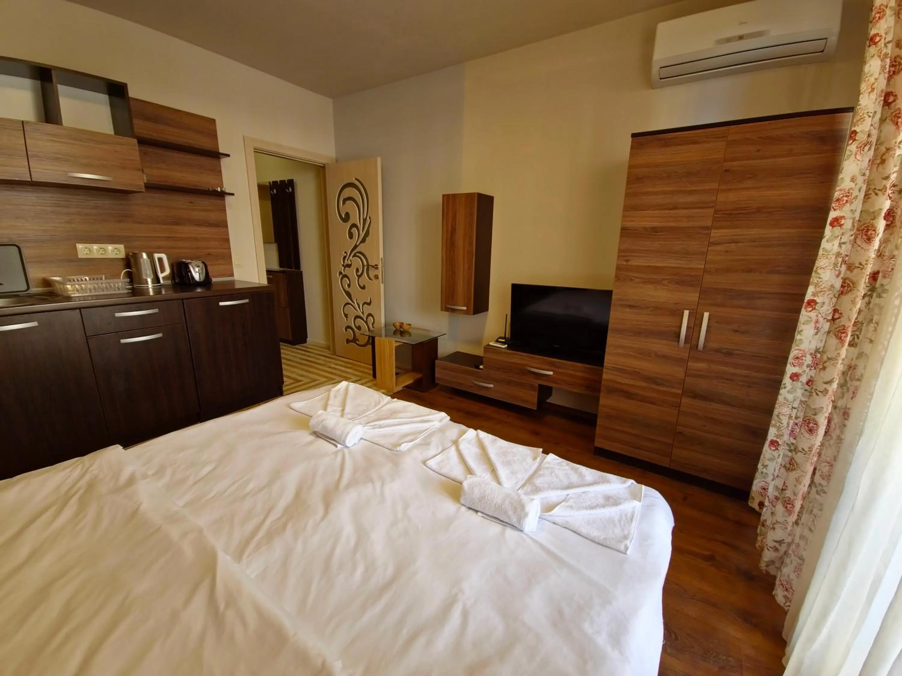 Bed in Diamond Beach Sarafovo by KP