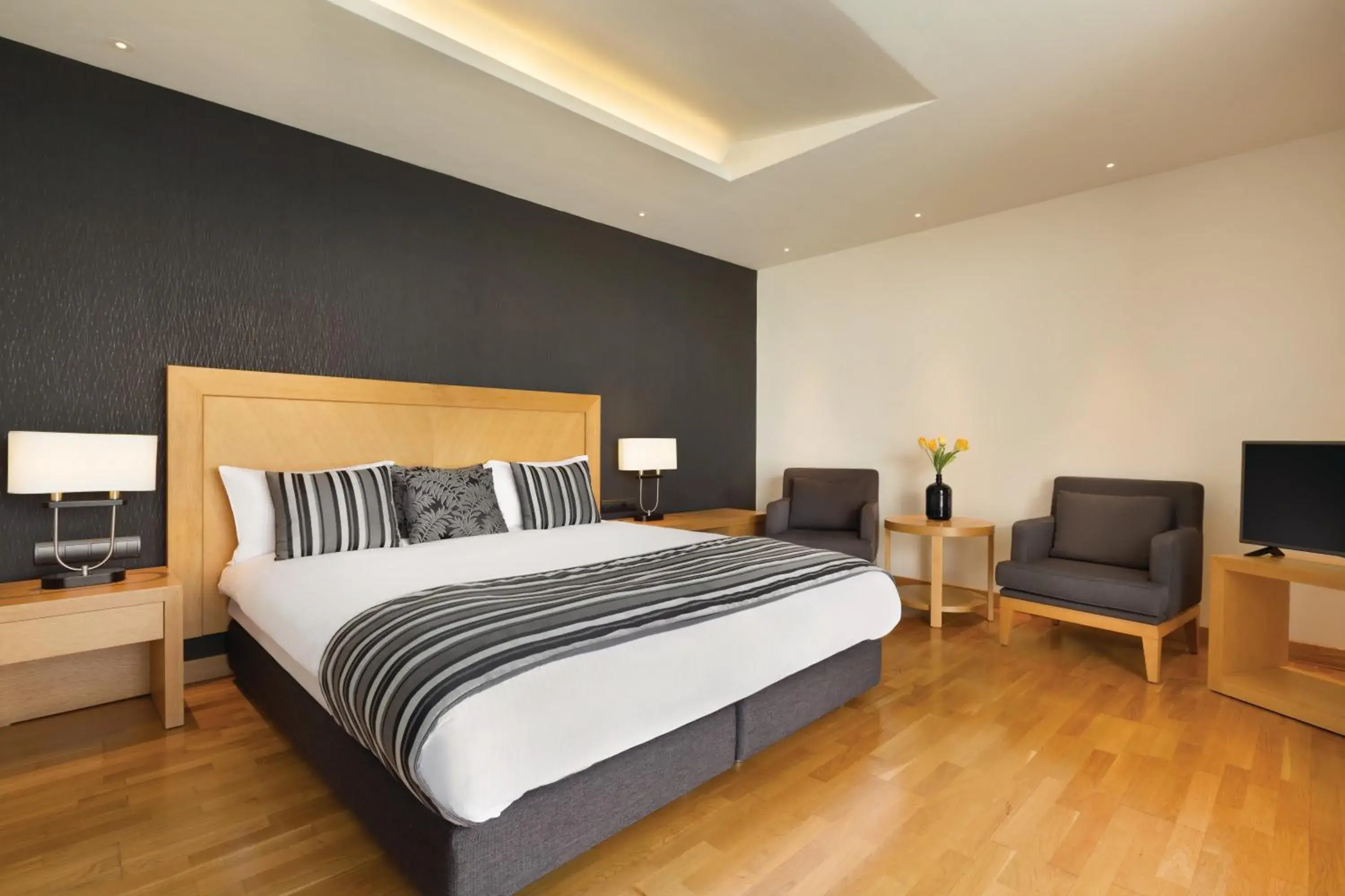 Deluxe Junior Suite with Private Pool and Sea View in Wyndham Loutraki Poseidon Resort Deluxe Junior Suite with Private Pool and Sea View in Wyndham Loutraki Poseidon Resort