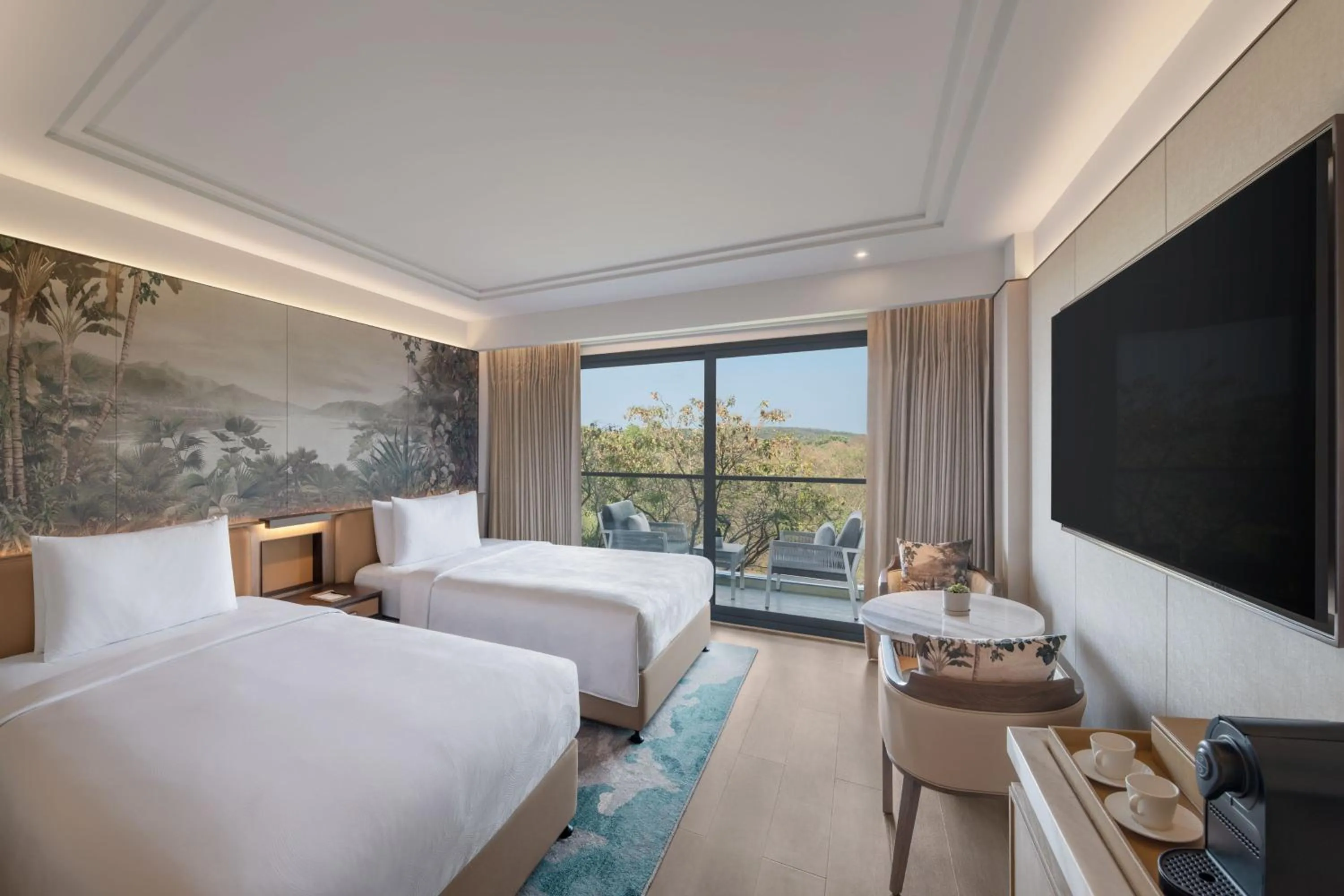 Photo of the whole room, Bed in JW Marriott Goa