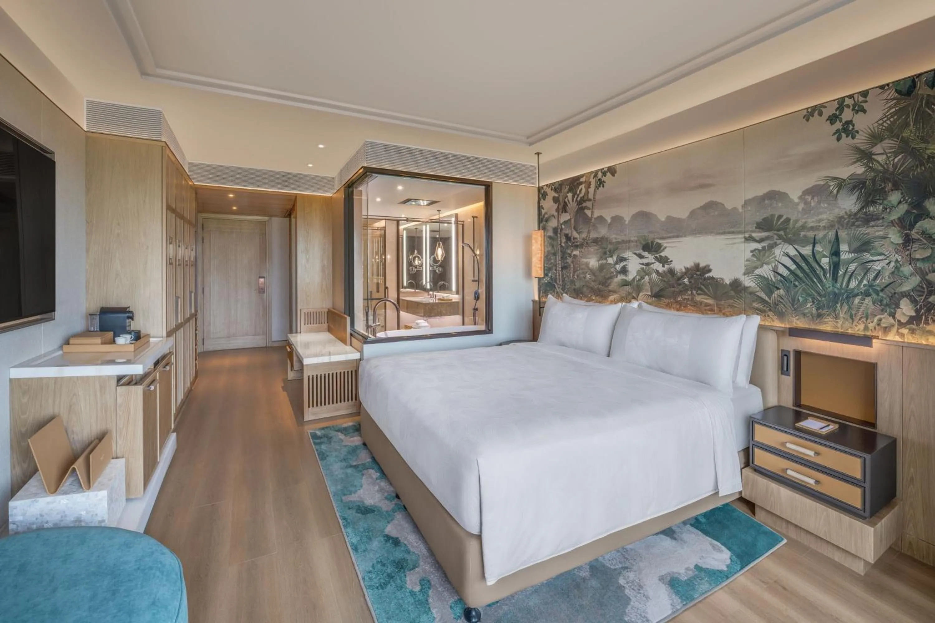 Photo of the whole room, Bed in JW Marriott Goa