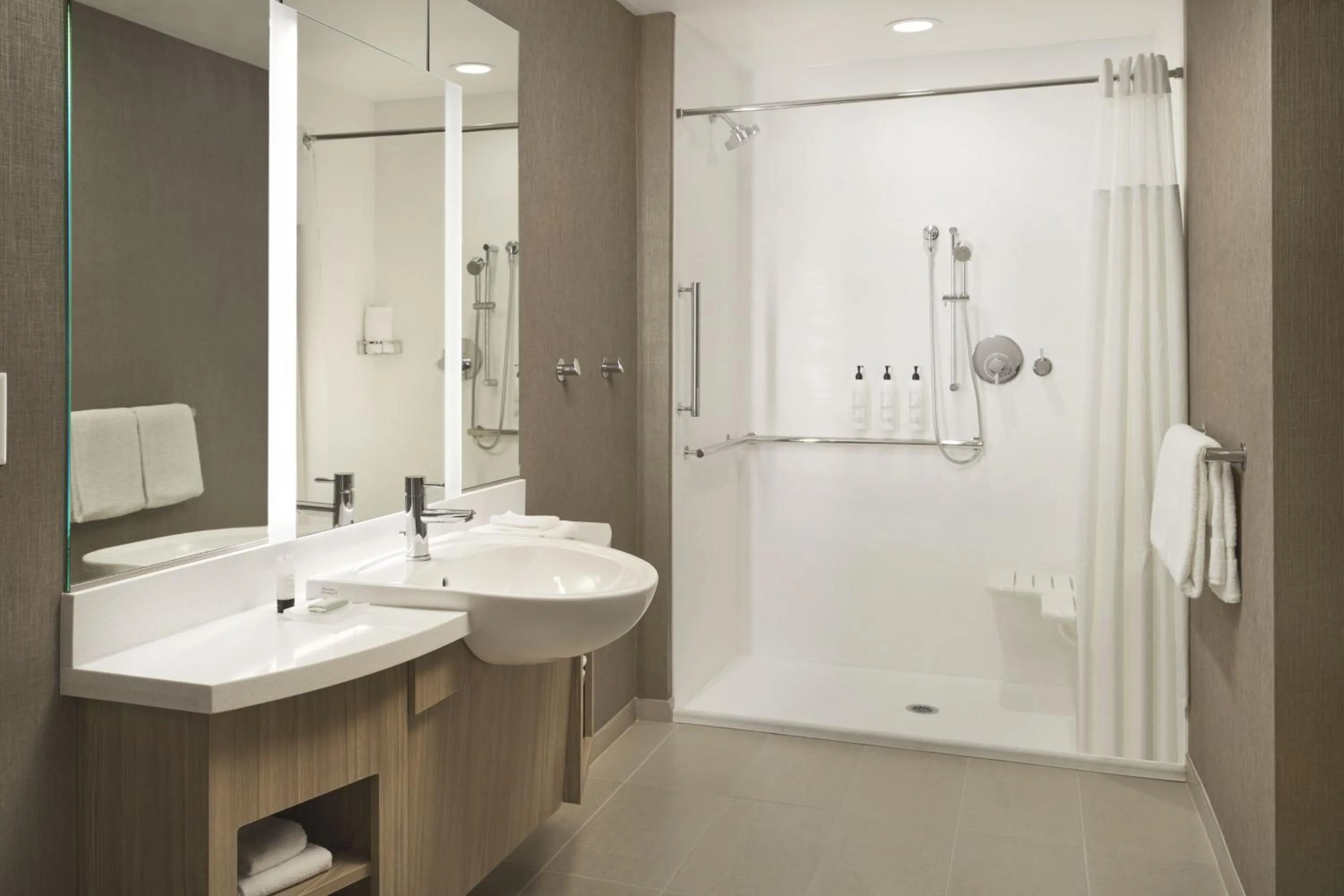 Bathroom in SpringHill Suites by Marriott Las Vegas Airport