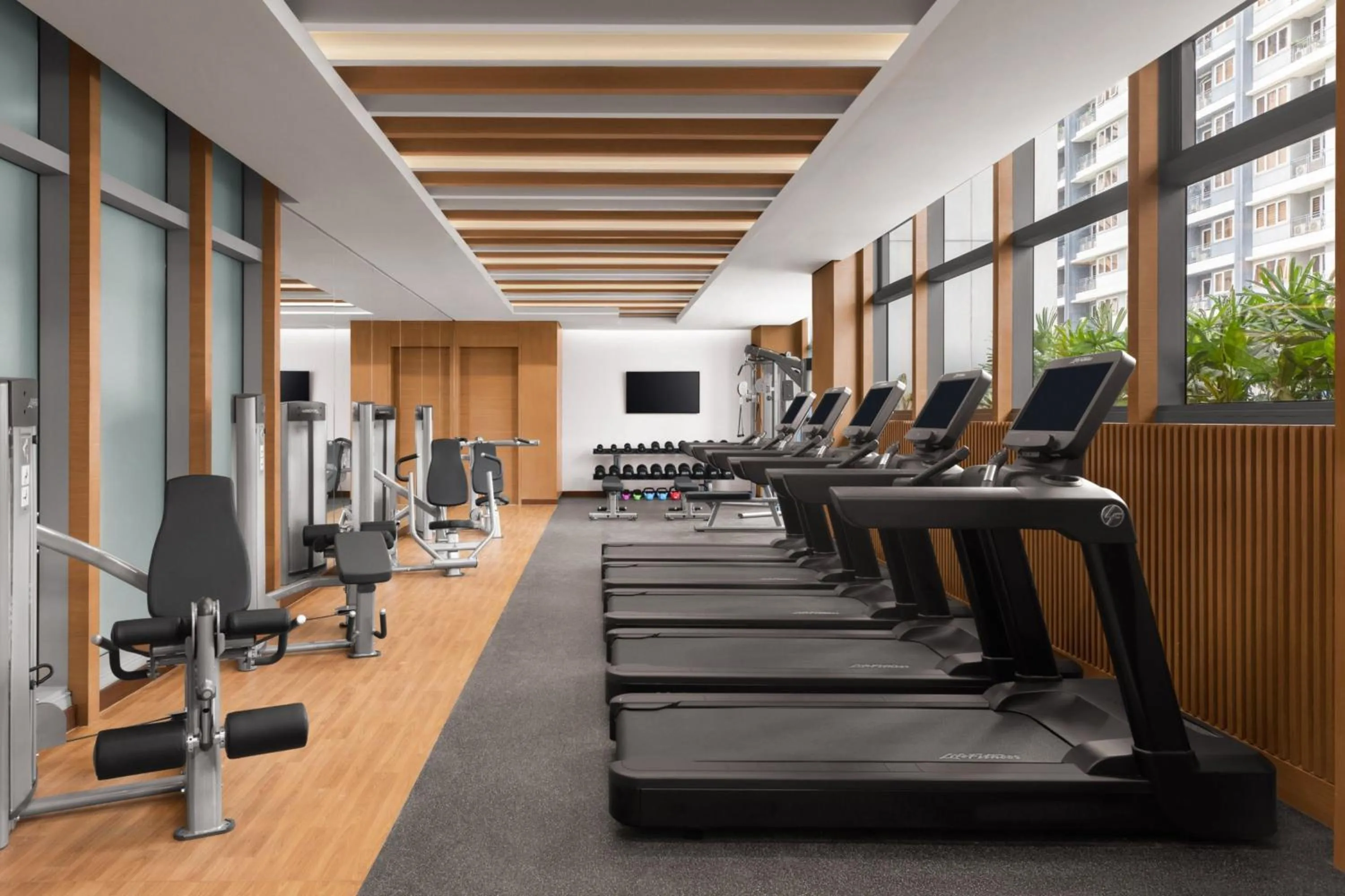 Fitness centre/facilities in The Westin Manila