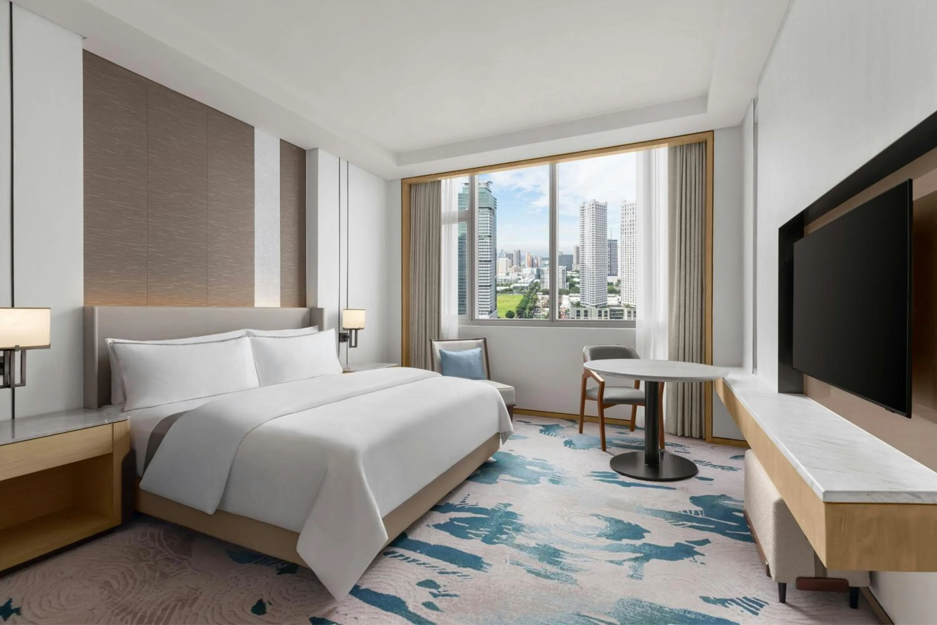 Photo of the whole room, Bed in The Westin Manila