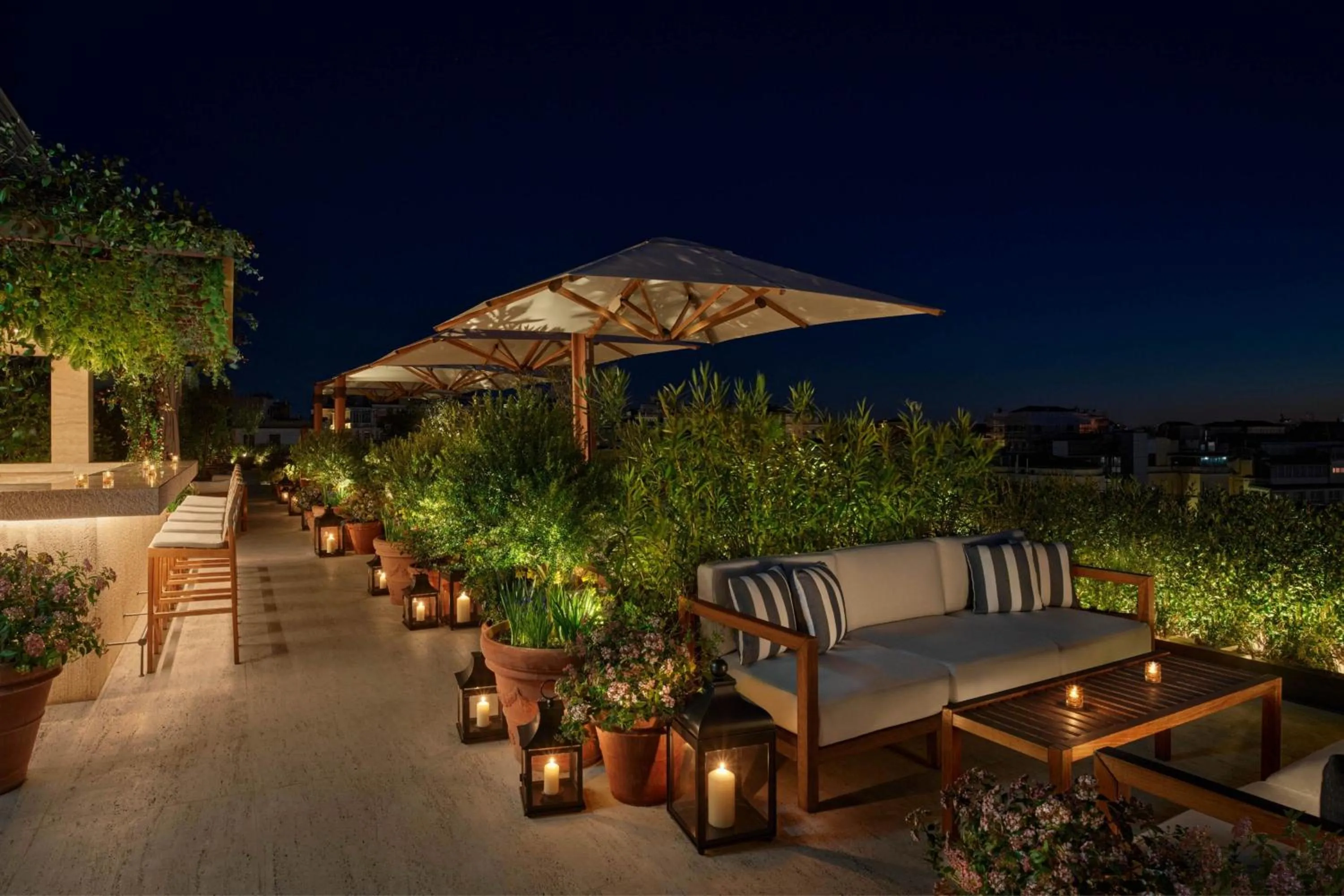 Swimming pool in The Rome EDITION