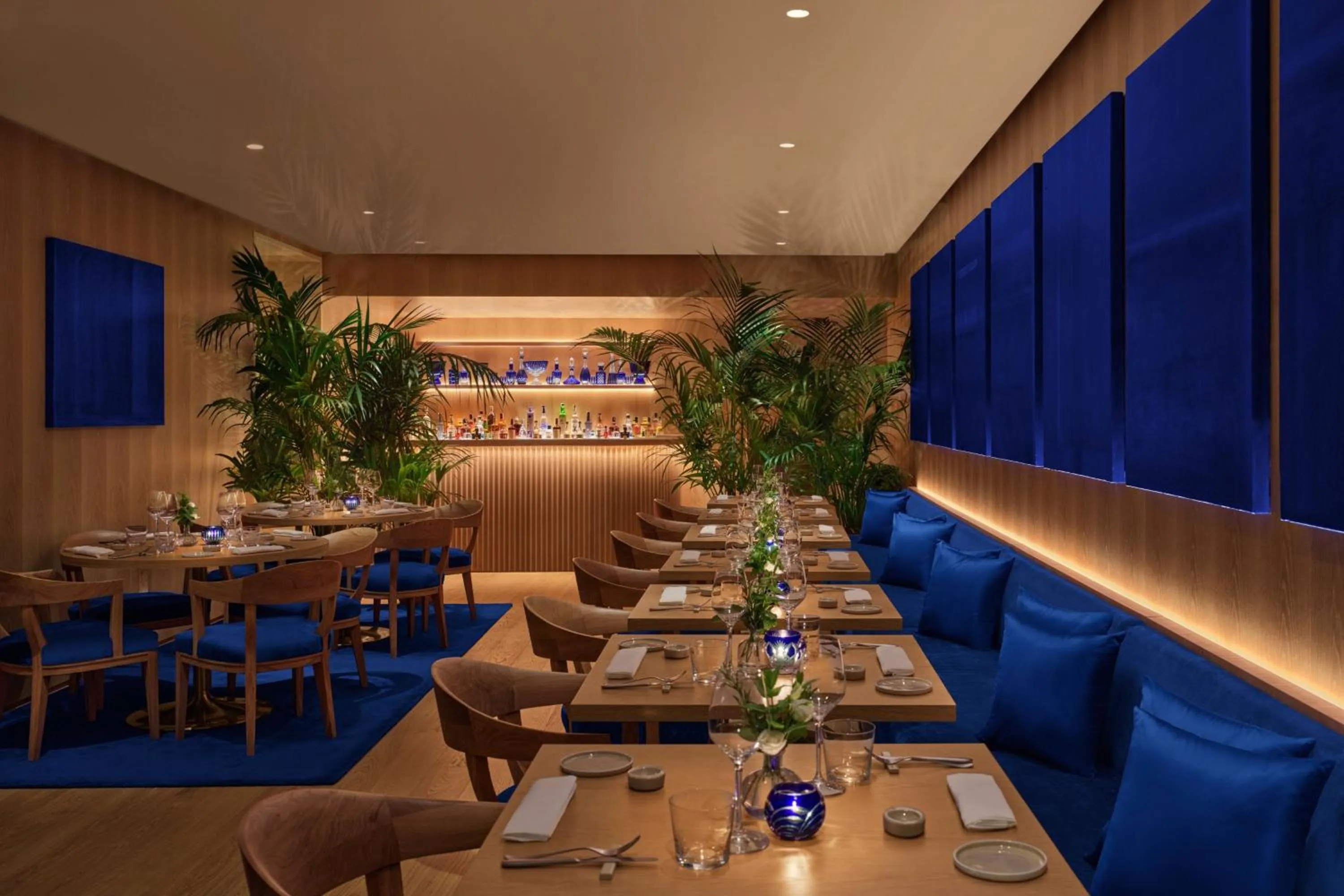 Restaurant/places to eat in The Rome EDITION