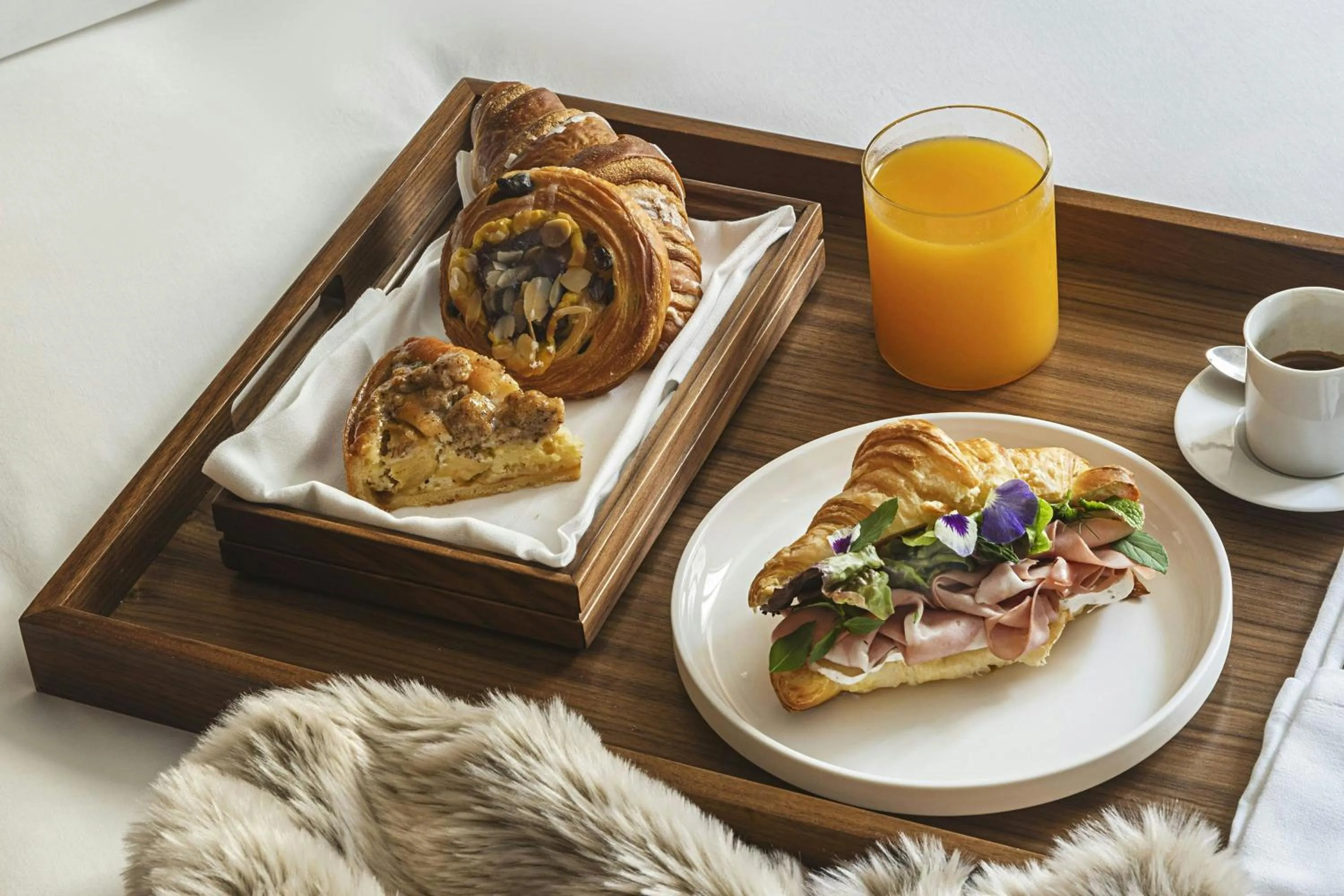 Breakfast in The Rome EDITION