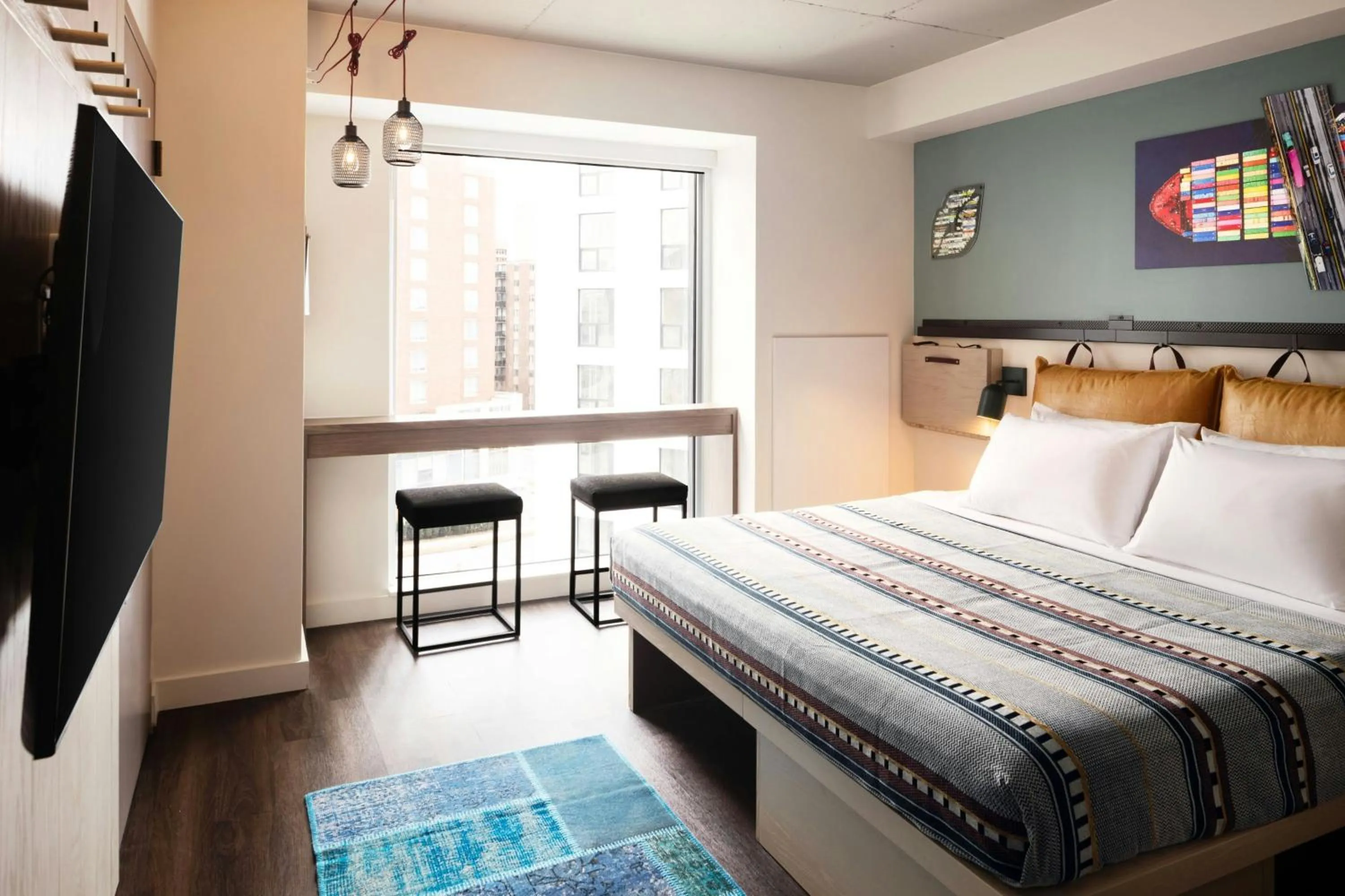 Photo of the whole room, Bed in Moxy Halifax Downtown