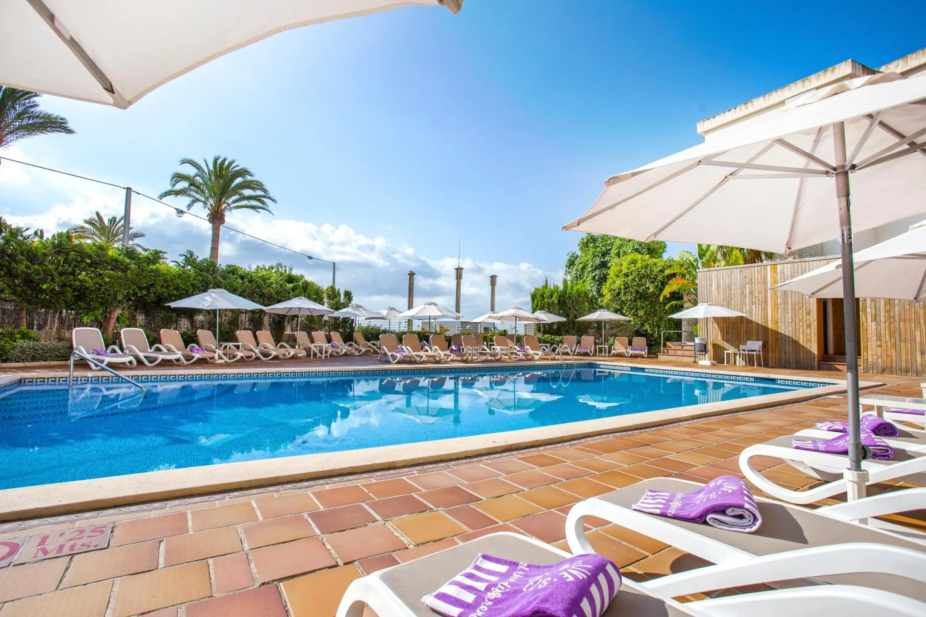 Swimming pool in Be Live Experience Costa Palma