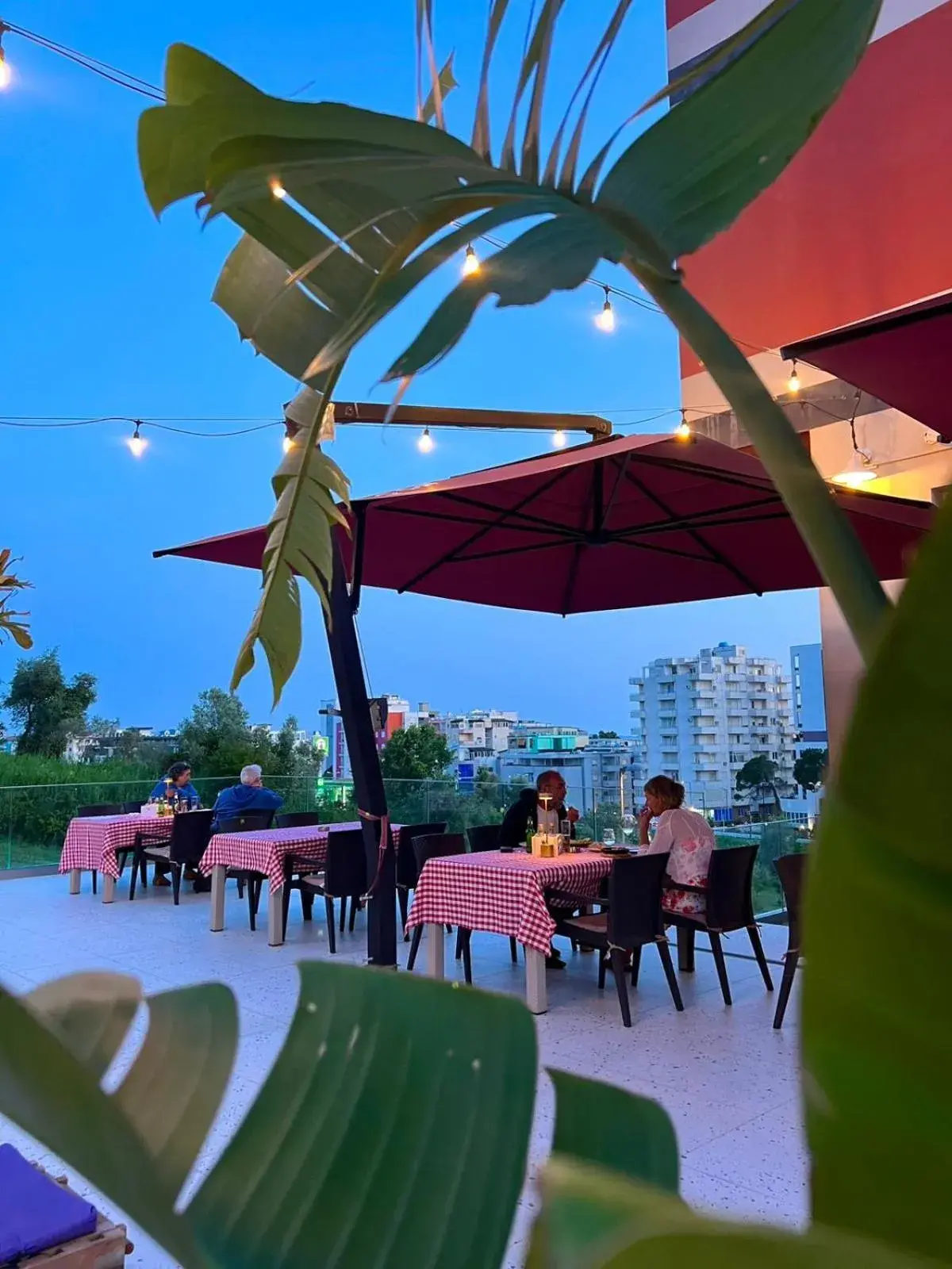 Restaurant/places to eat in Padel Olivia's Hill Resort Restaurant/places to eat in Padel Olivia's Hill Resort