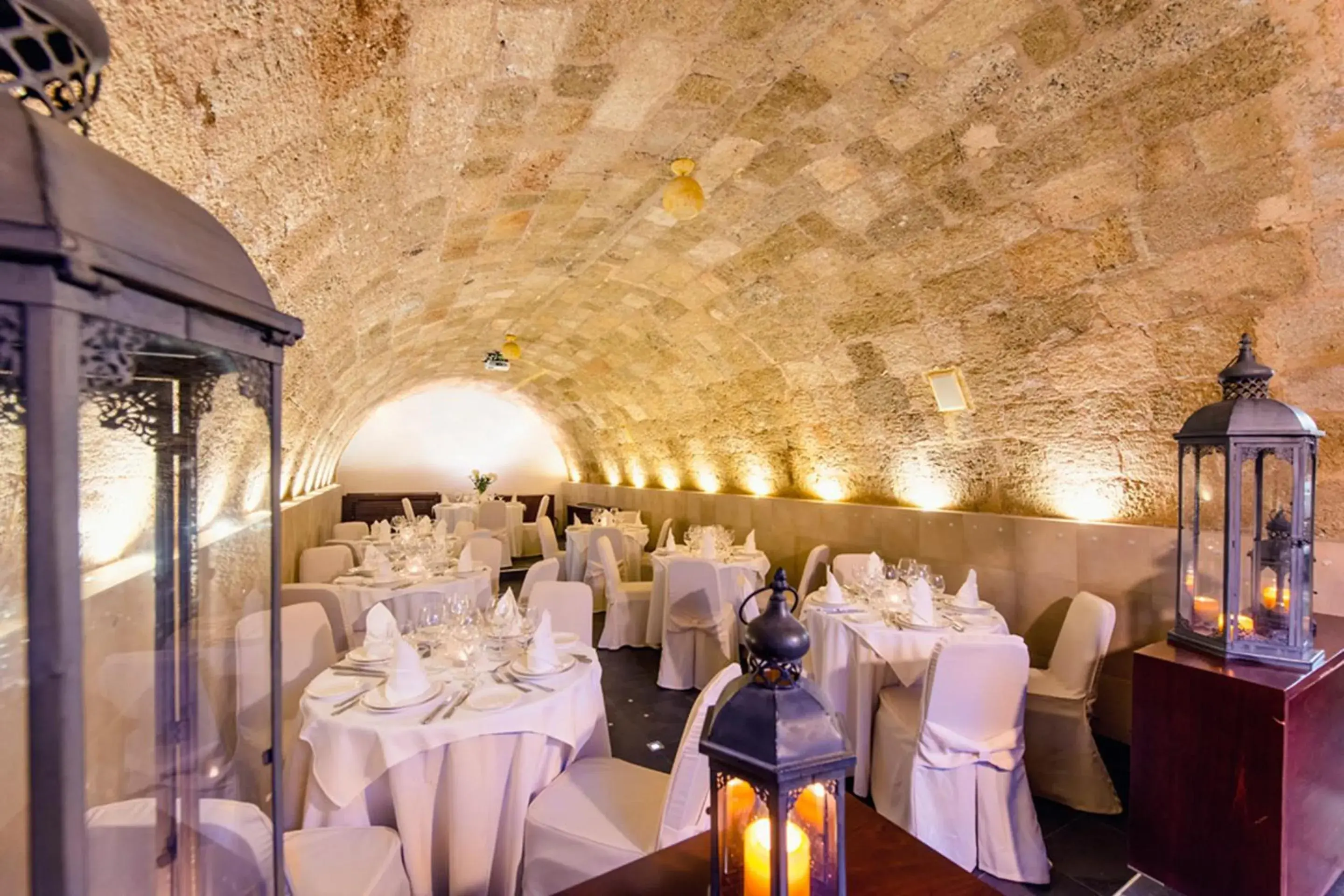 Restaurant/places to eat in Avalon Boutique Hotel Rhodes Restaurant/places to eat in Avalon Boutique Hotel Rhodes