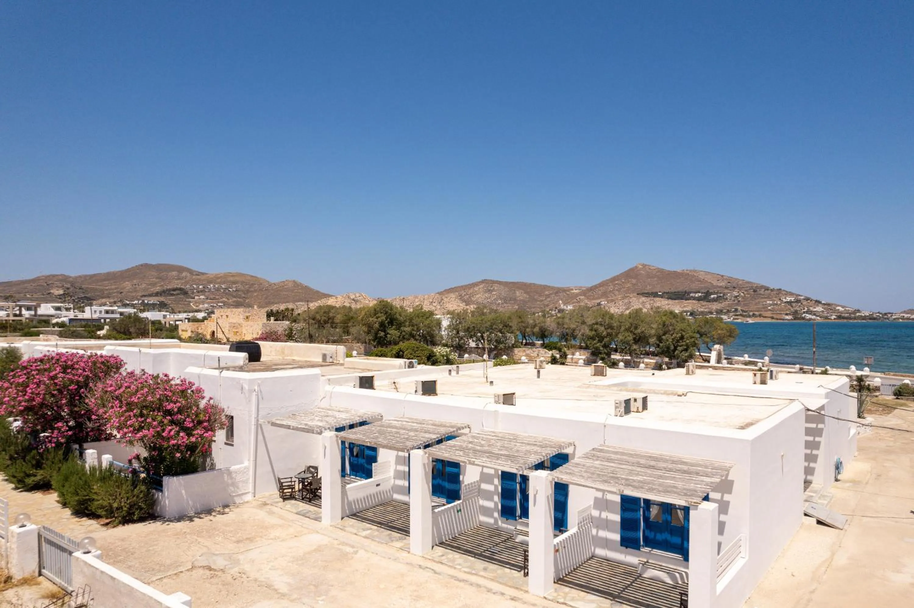 Property building in Naoussa Hotel Paros by Booking Kottas