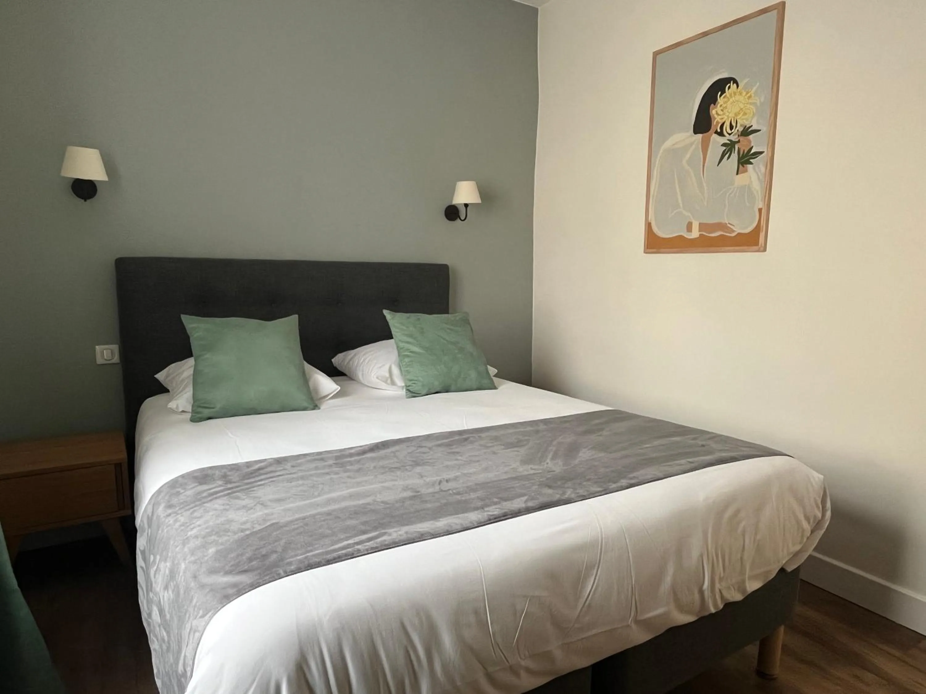 Bed in Le Clos d'Orange - Hotel & ville de Provence