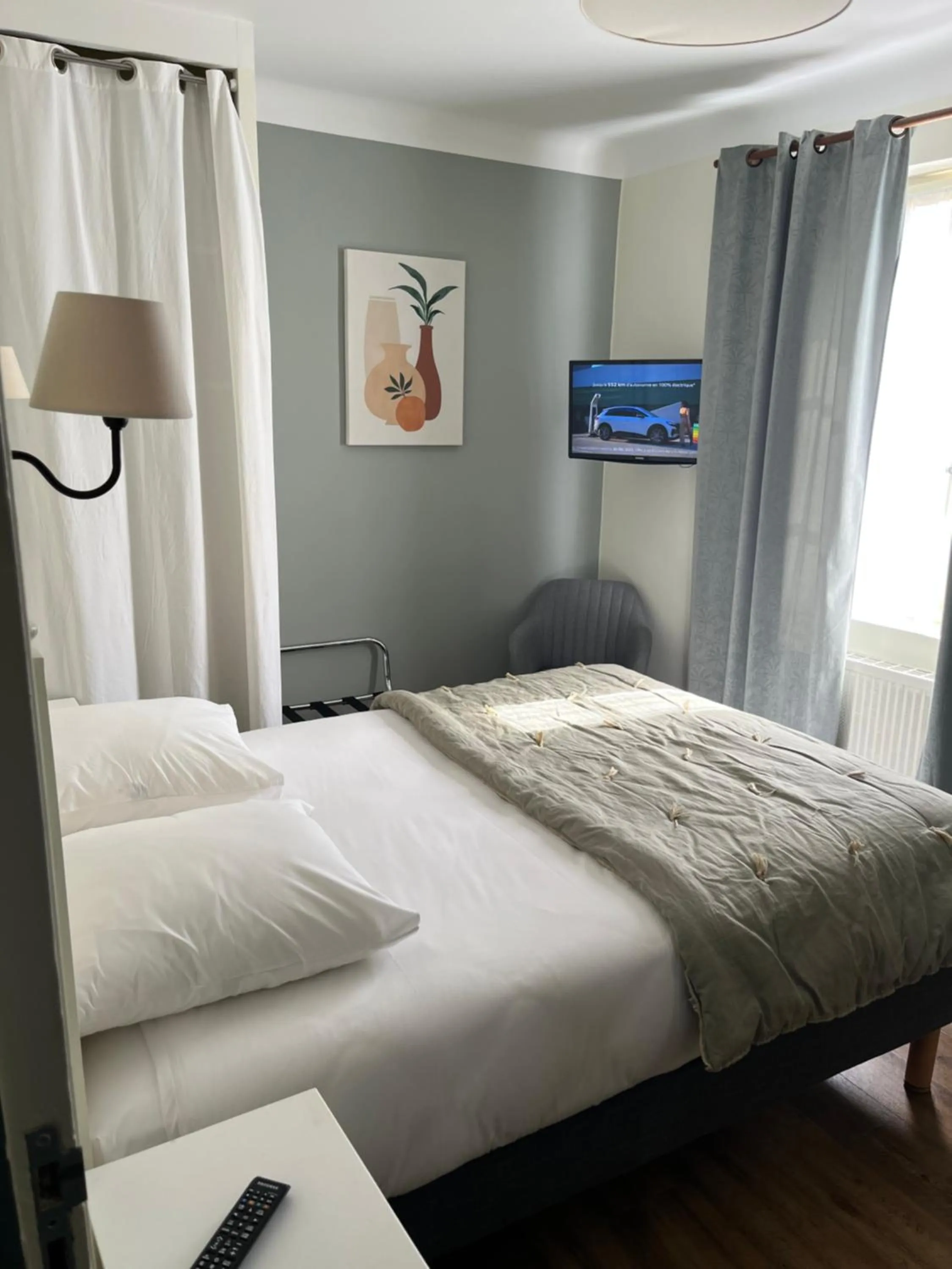 Photo of the whole room, Bed in Le Clos d'Orange - Hotel & ville de Provence