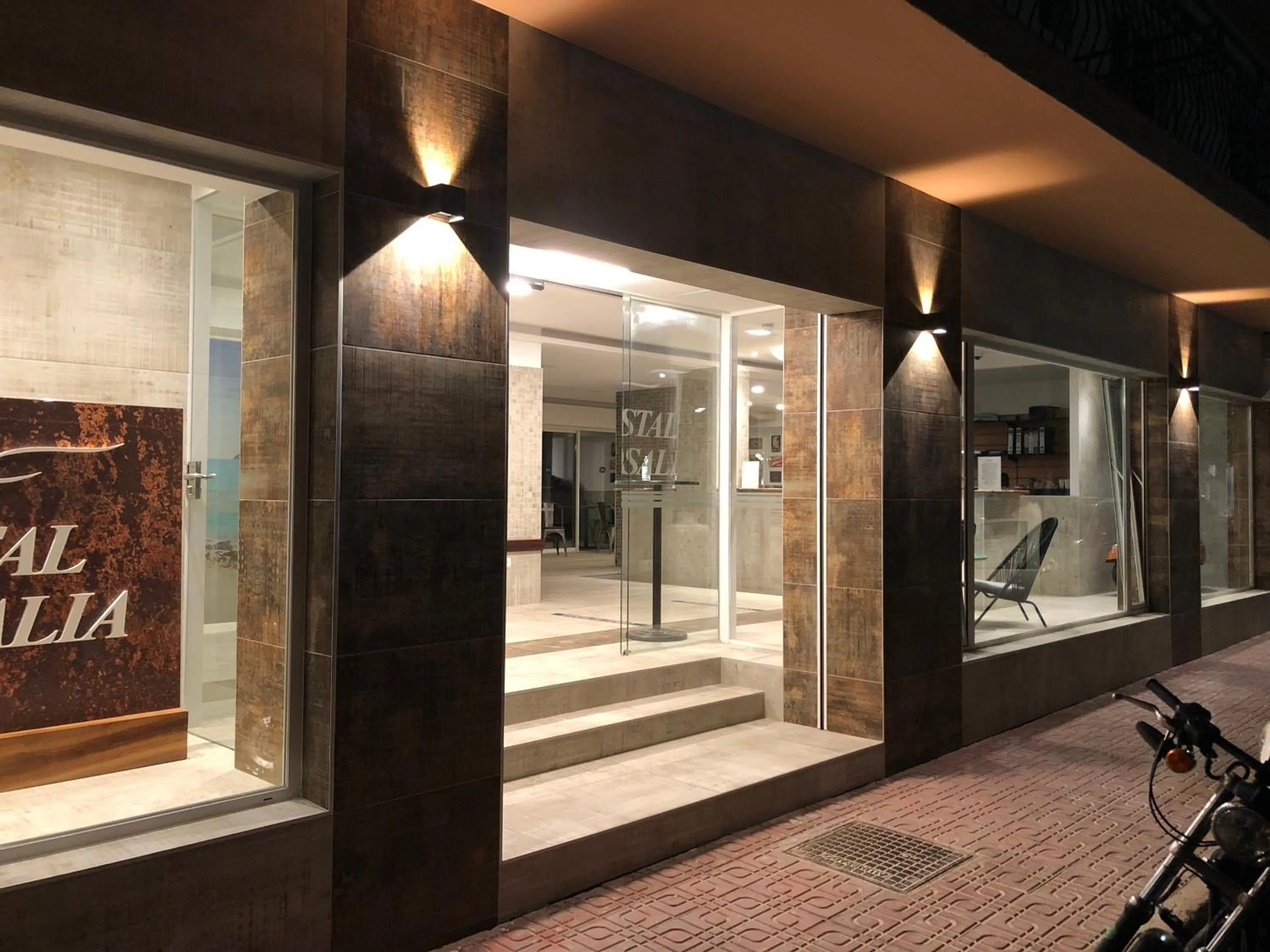 Facade/entrance in Hostal Rosalia