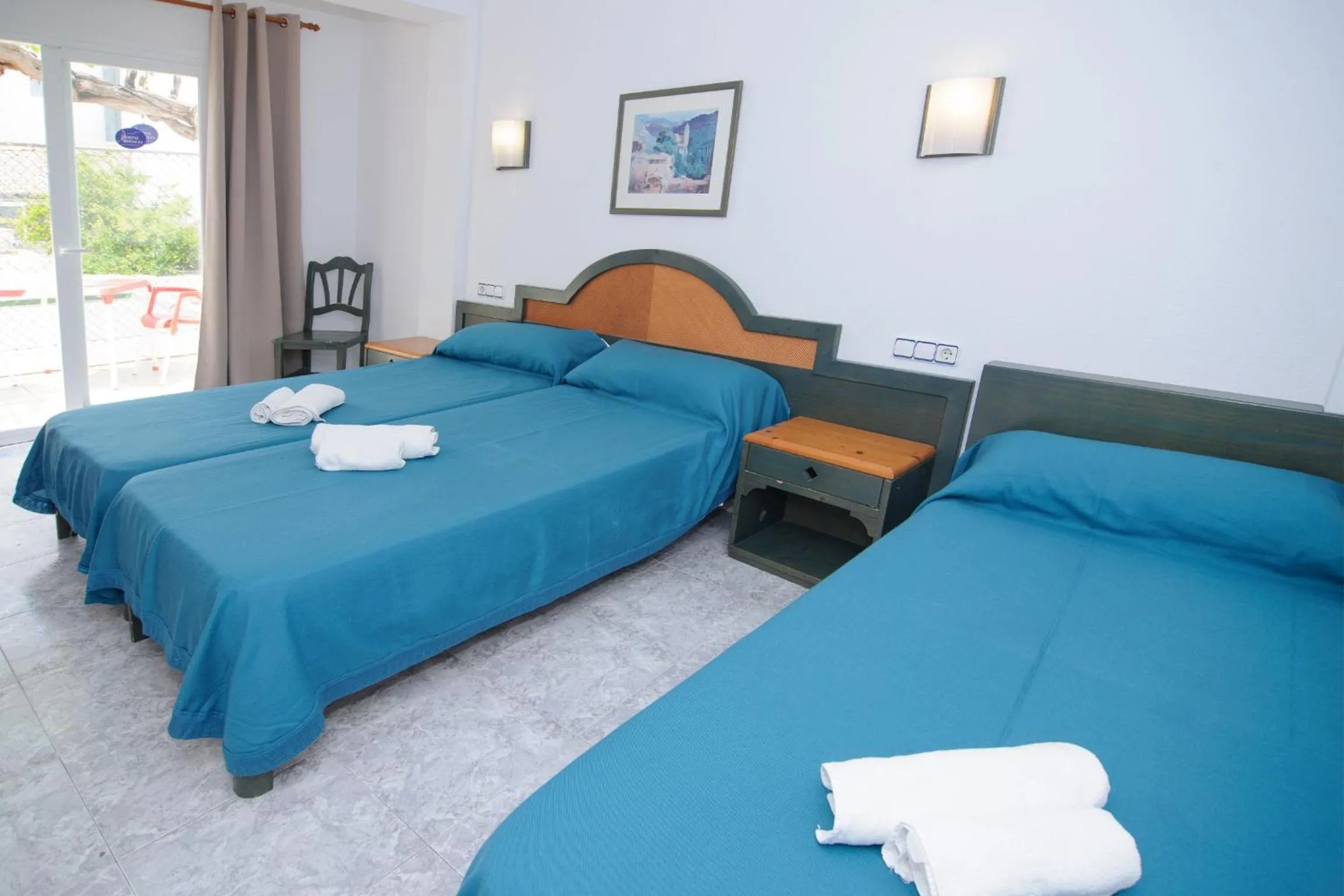 Photo of the whole room, Bed in Hostal Rosalia