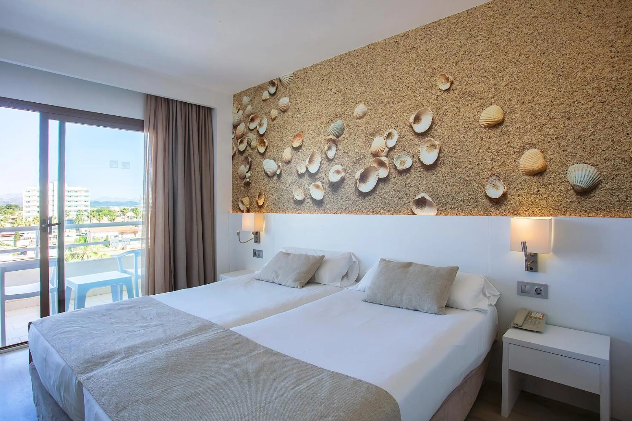 Bedroom, Bed in BQ Can Picafort Hotel