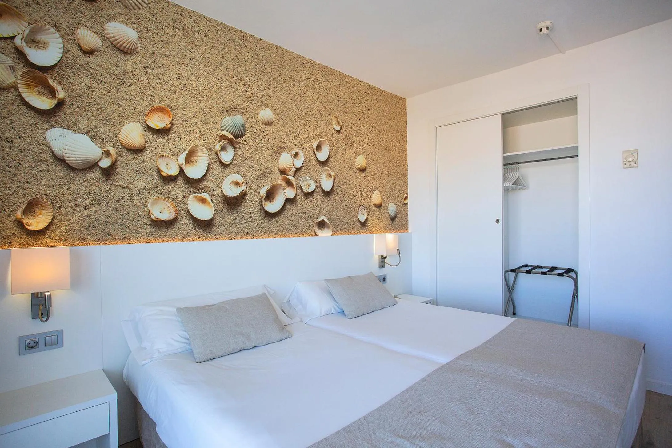 Bedroom, Bed in BQ Can Picafort Hotel