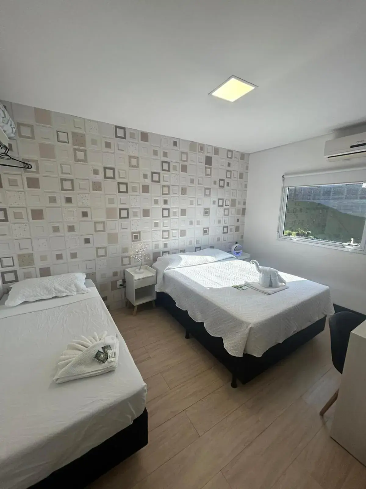 Classic Triple Room in 55 Smart Hotel Joinville Classic Triple Room in 55 Smart Hotel Joinville