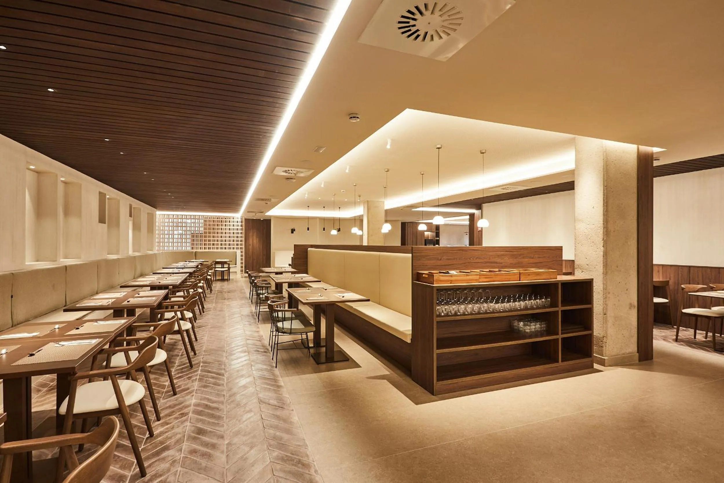 Restaurant/places to eat in Silken Platja d'Aro