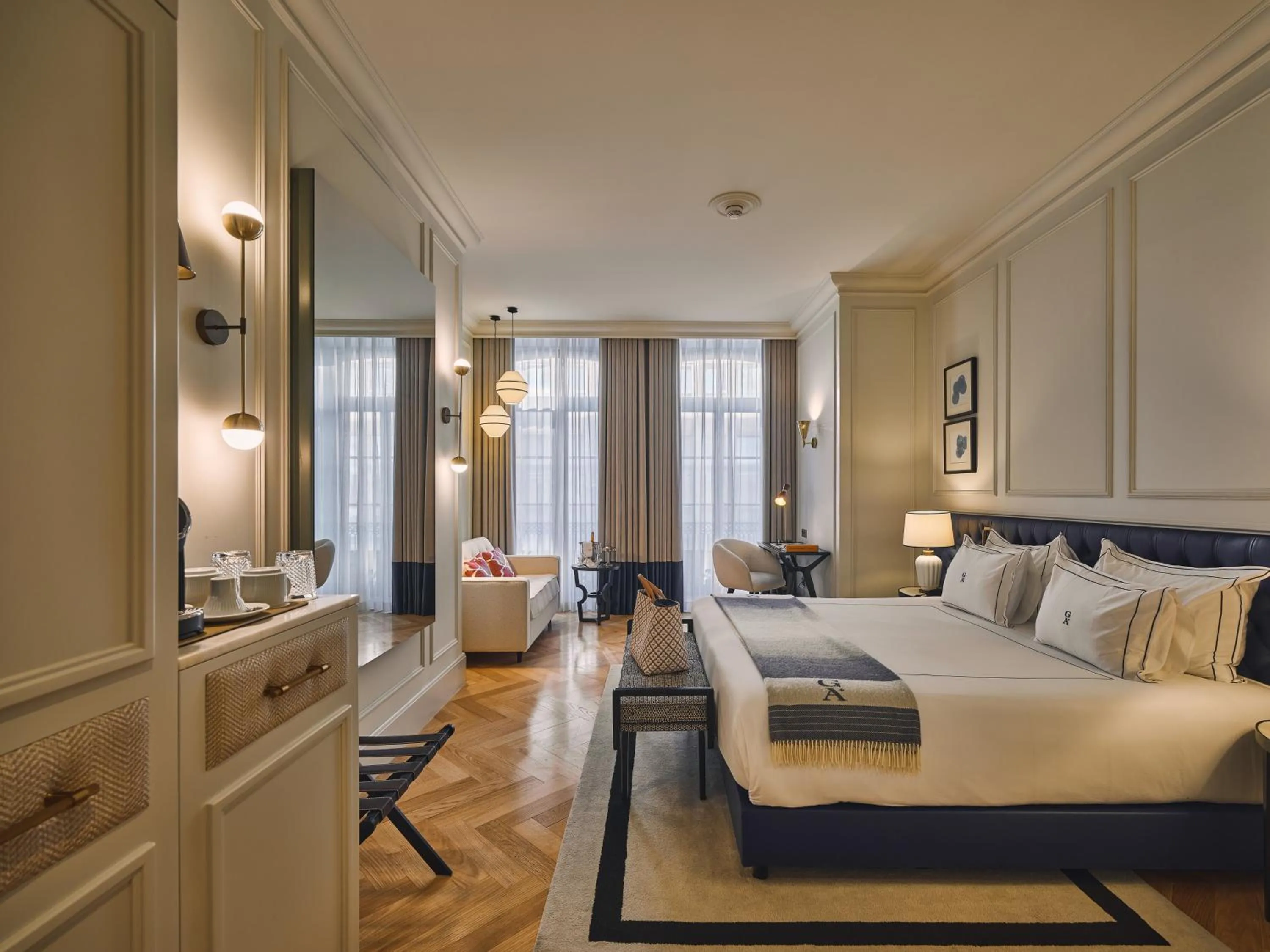 Bed in GA Palace Hotel & Spa, a XIXth-Century Villa