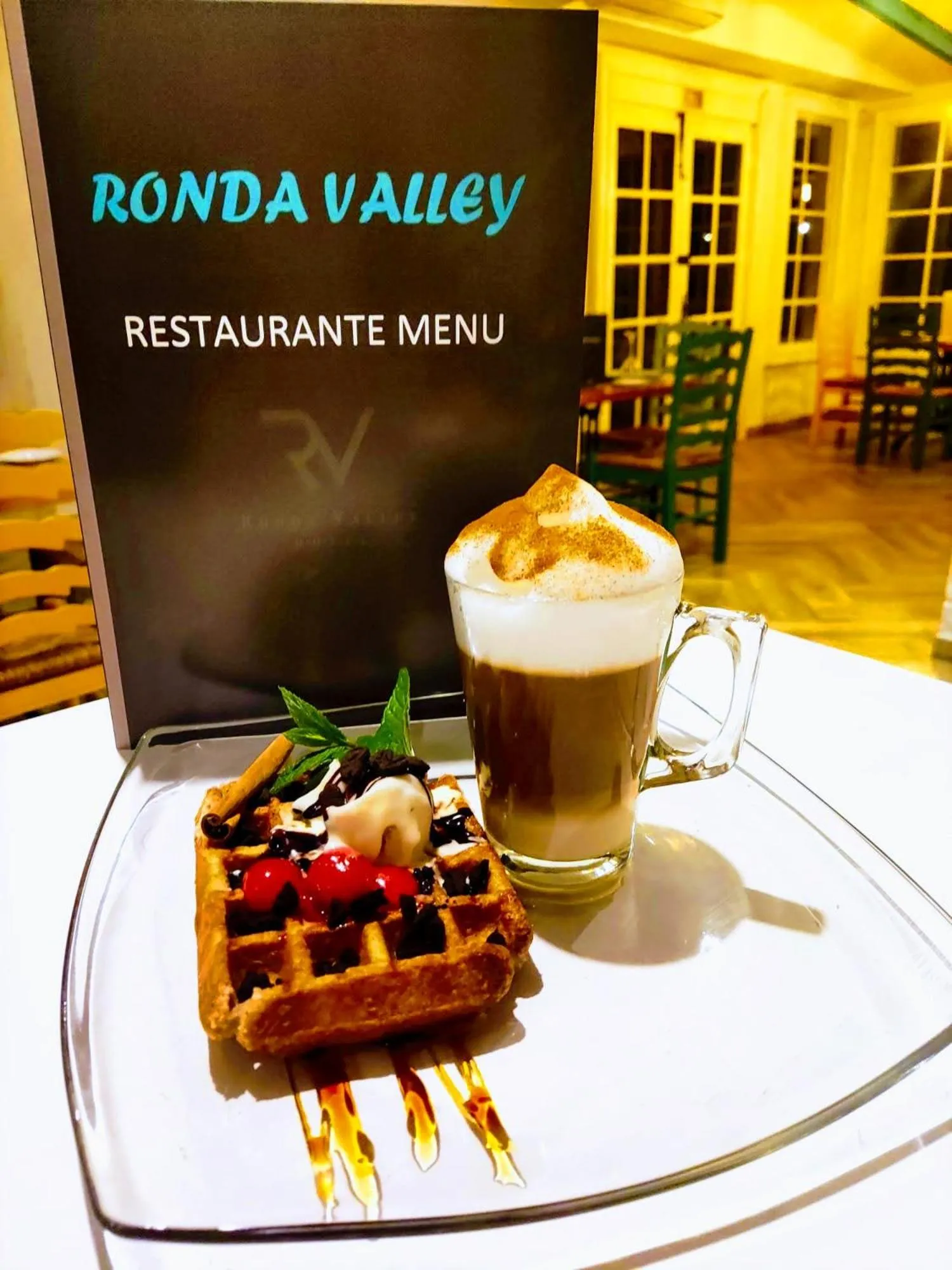 Food and drinks in Hotel Ronda Valley