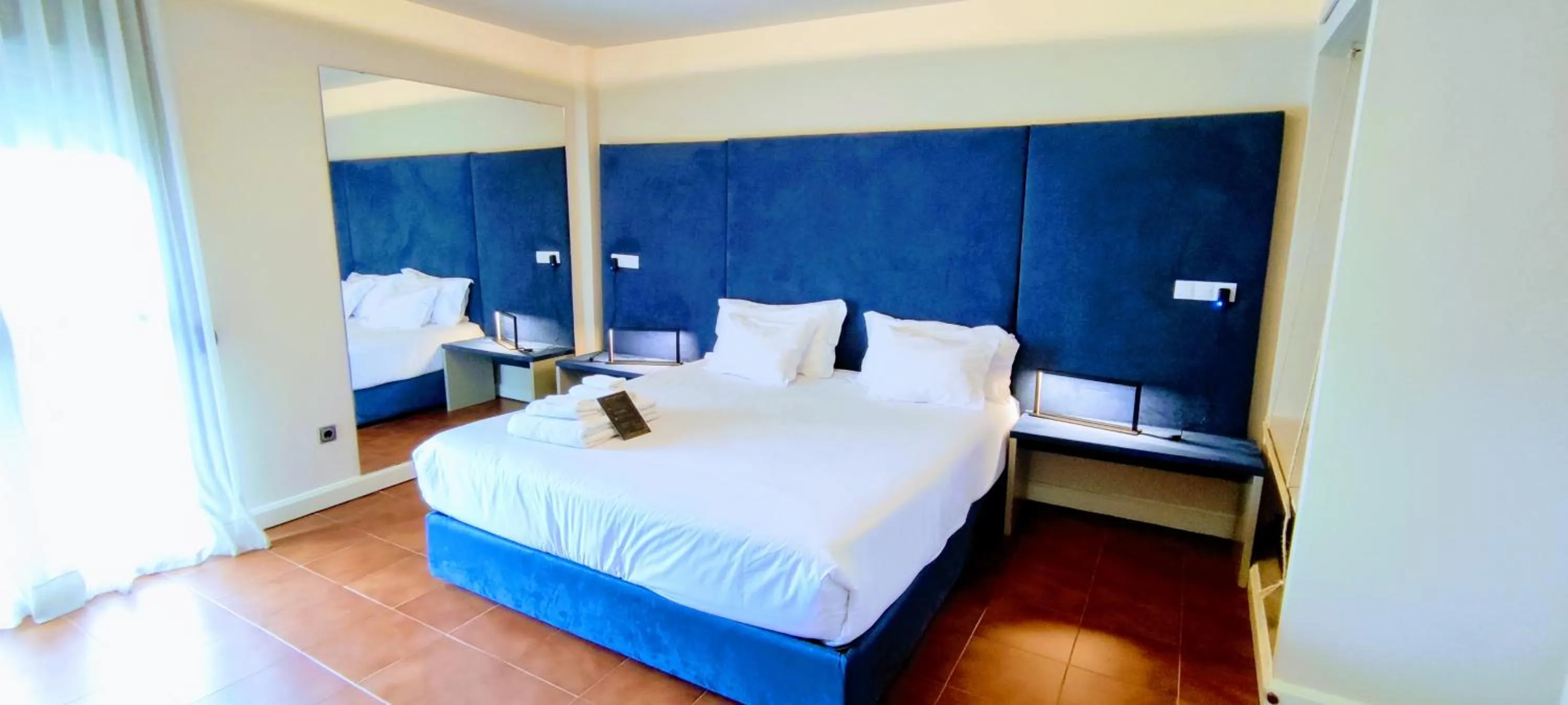 Bedroom, Bed in Hotel Ronda Valley