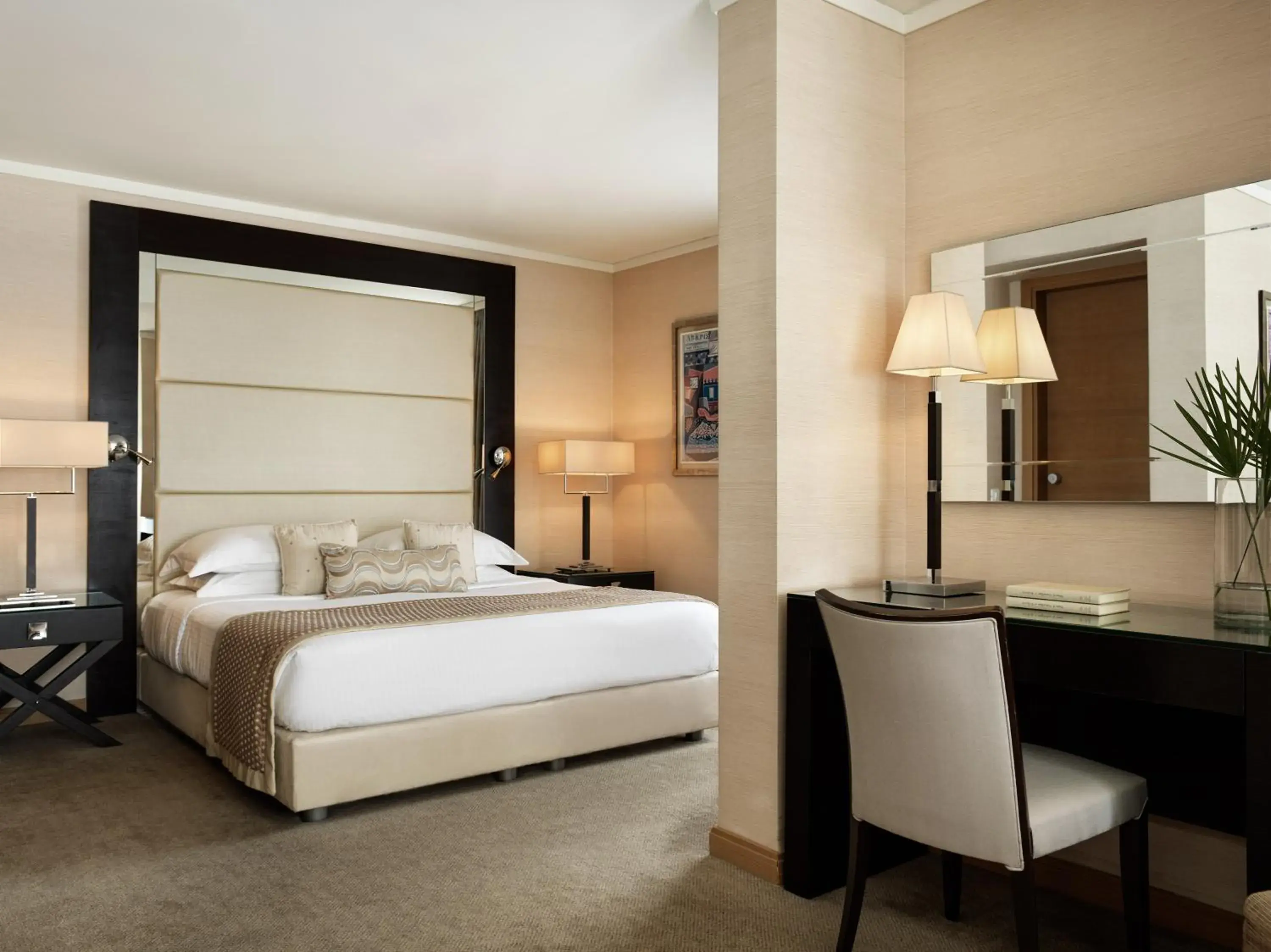 Photo of the whole room, Bed in Galaxy Iraklio Hotel Photo of the whole room, Bed in Galaxy Iraklio Hotel