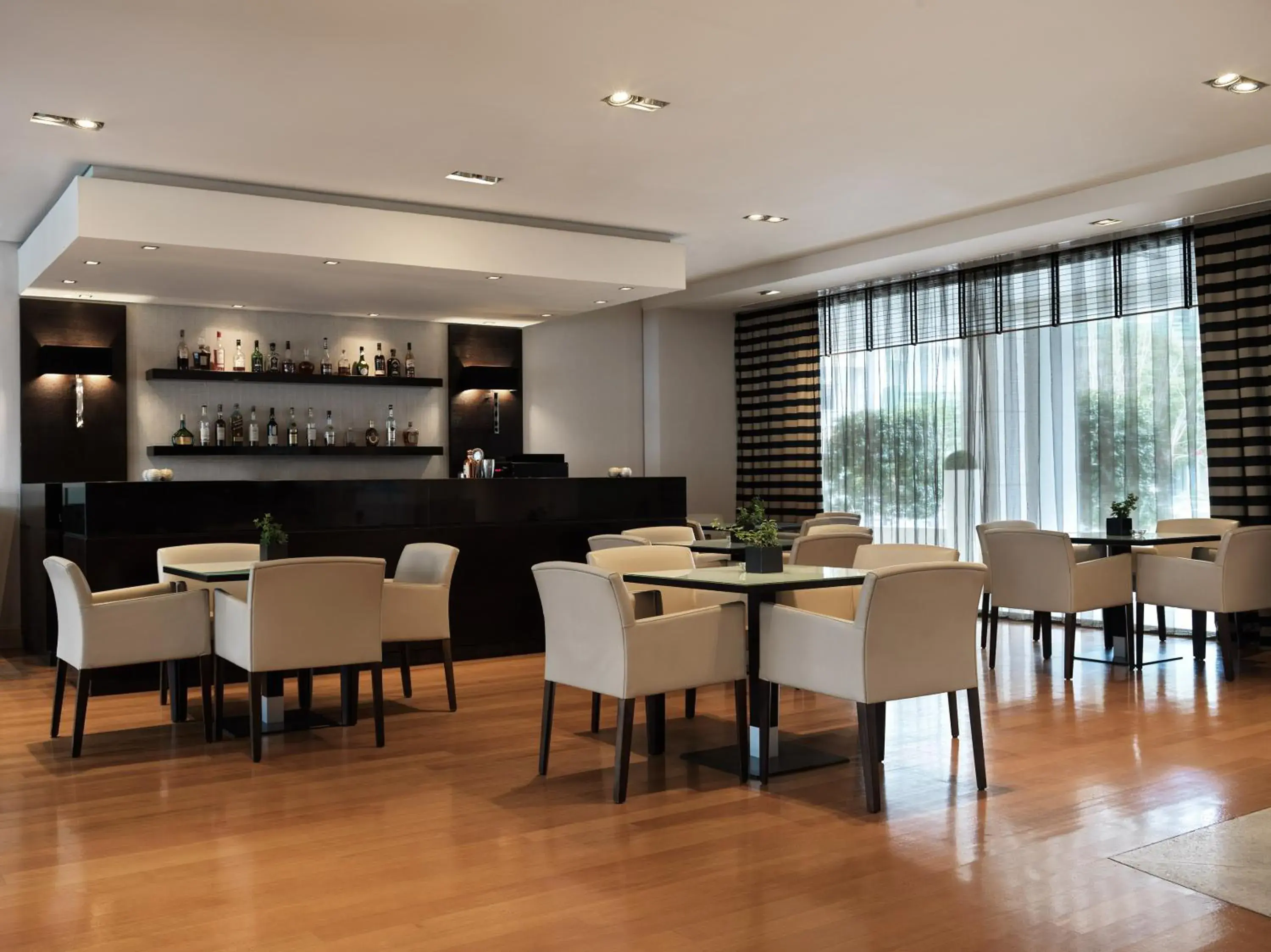 Restaurant/places to eat in Galaxy Iraklio Hotel Restaurant/places to eat in Galaxy Iraklio Hotel