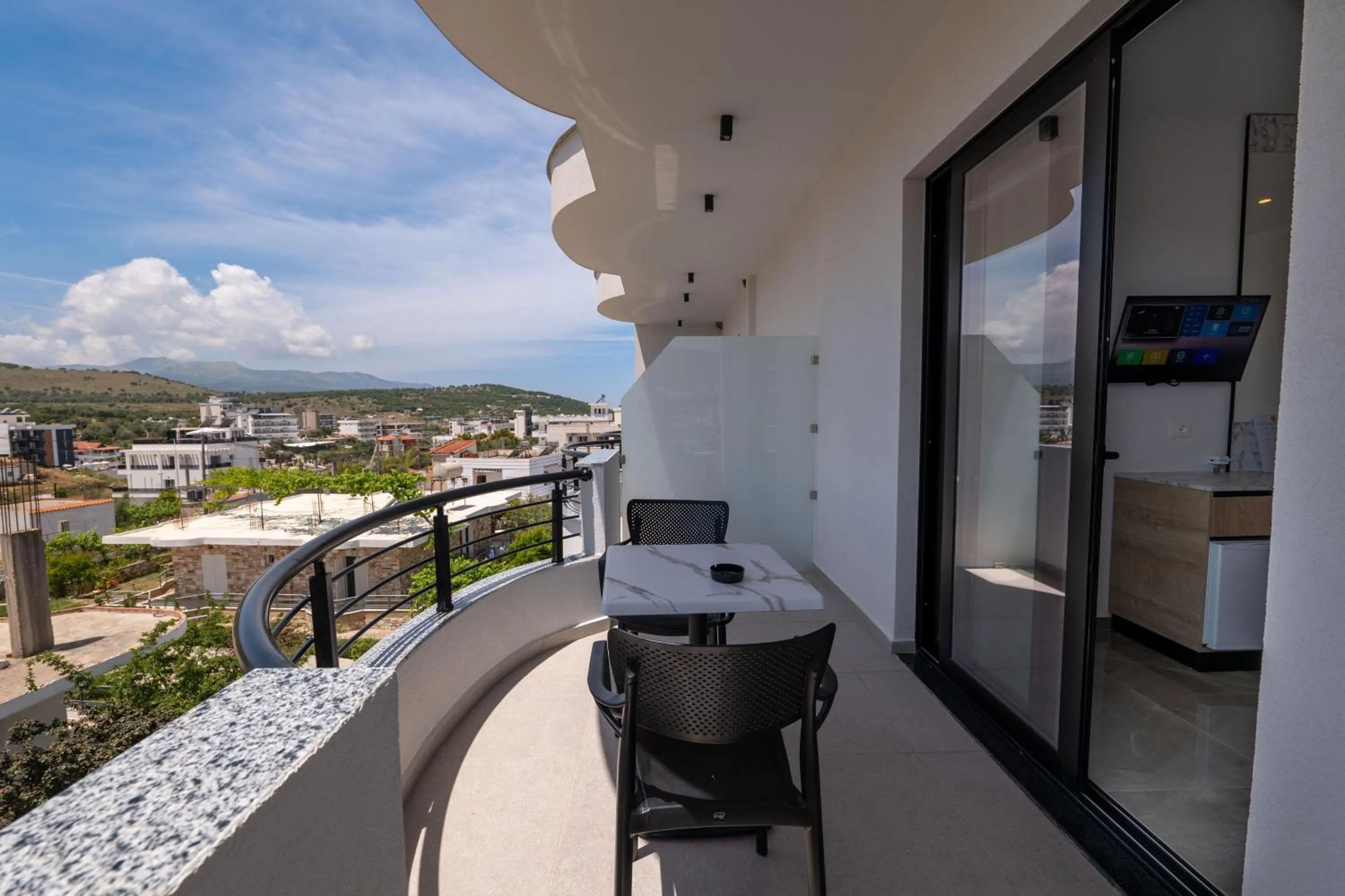 Balcony/Terrace in Monel Hotel