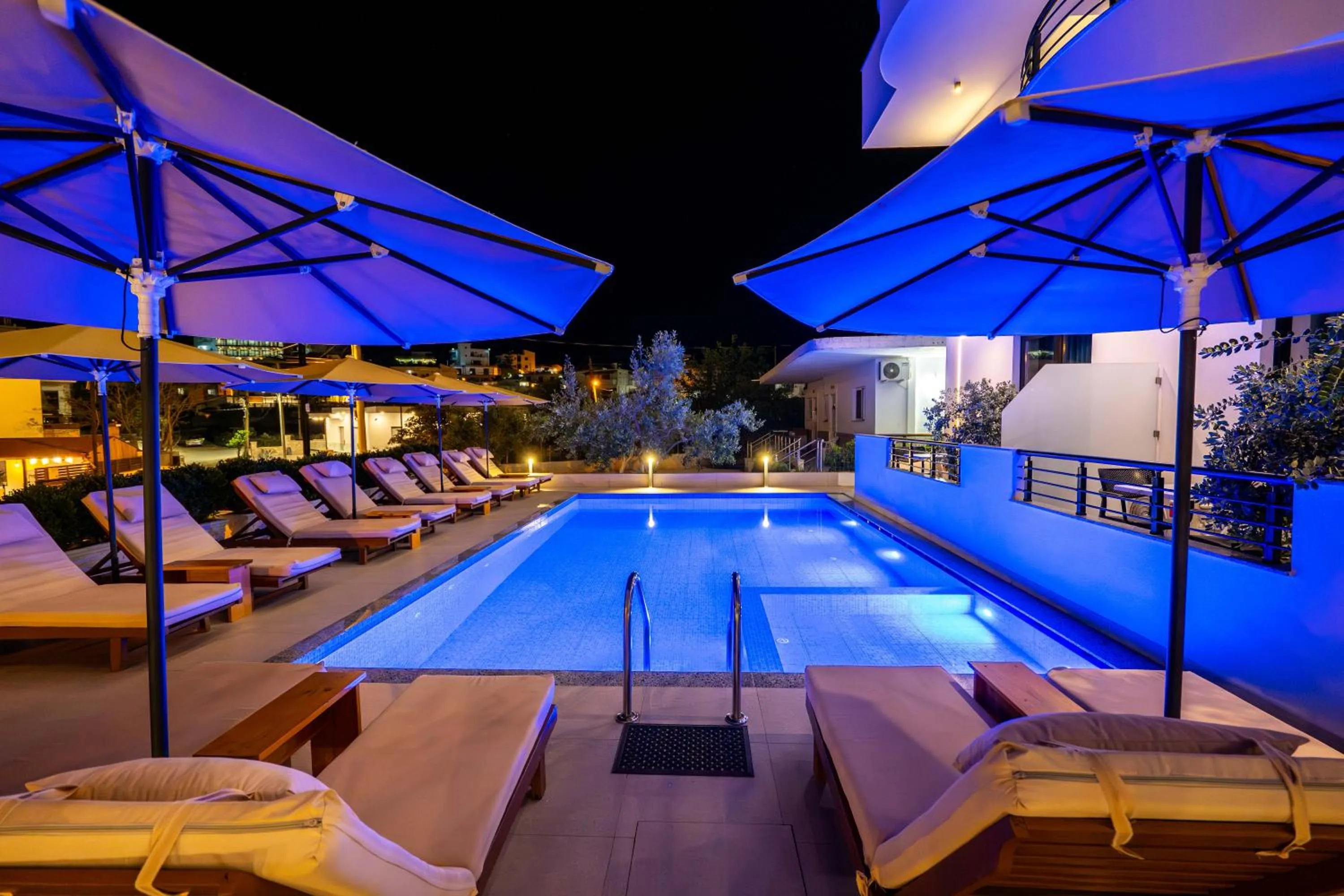 Night in Monel Hotel