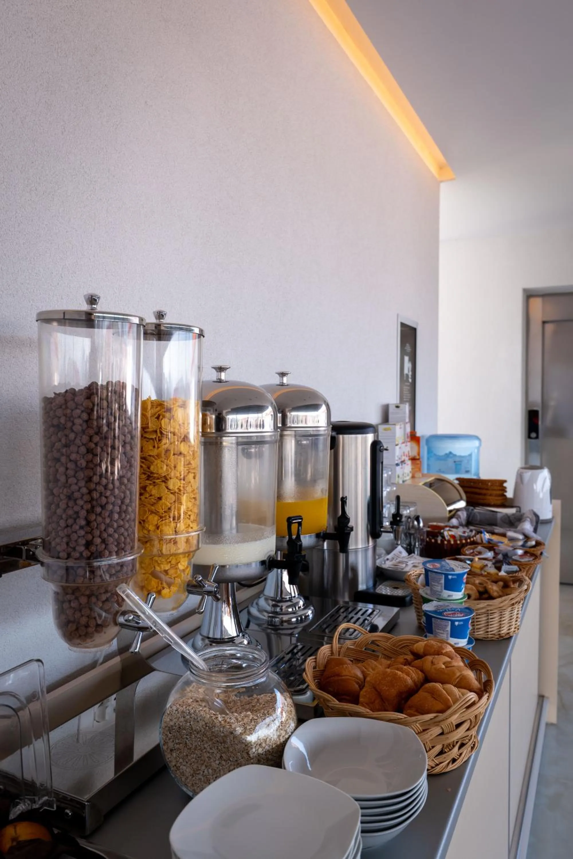 Breakfast in Monel Hotel