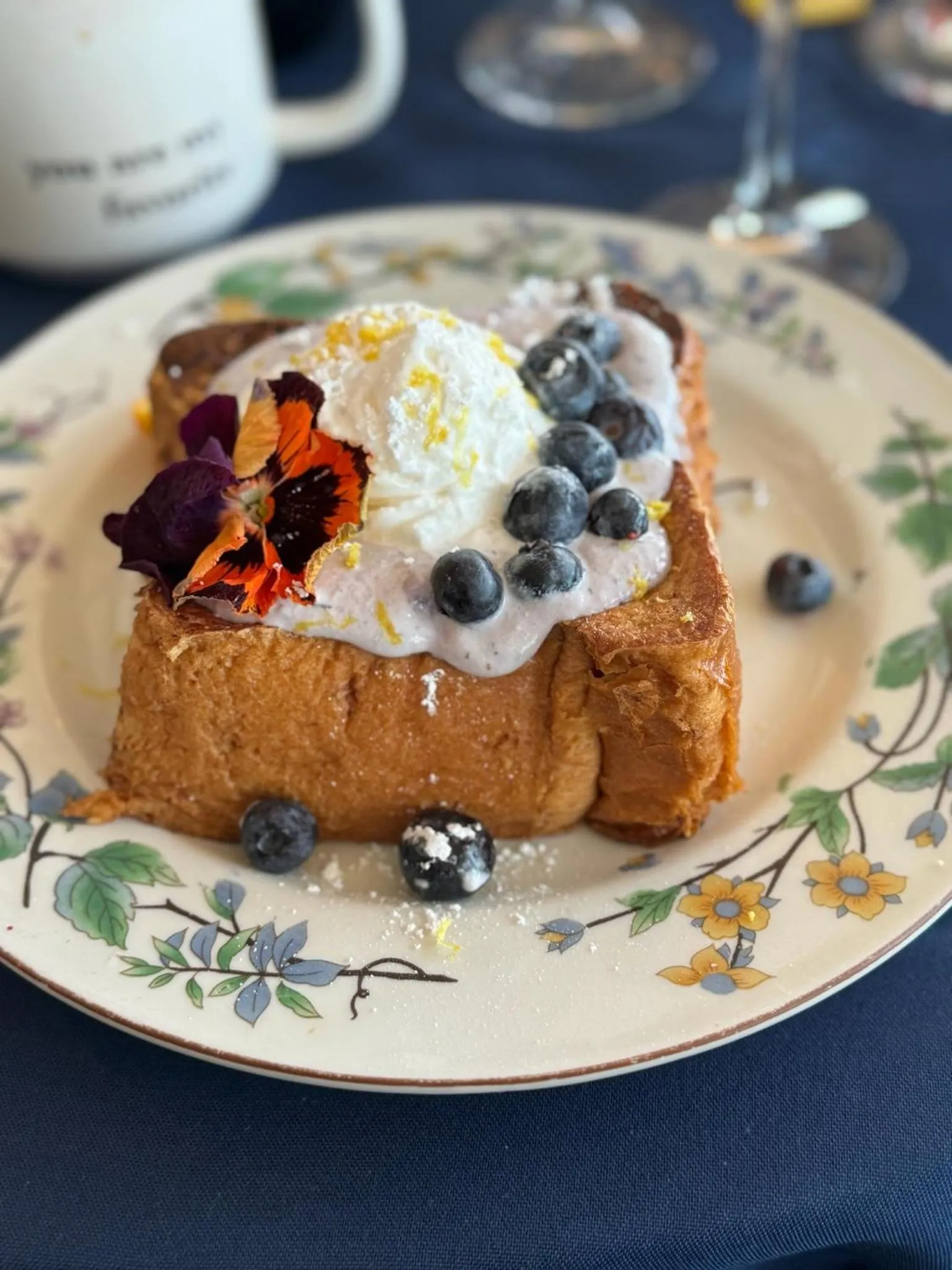 Breakfast in Summit Street Inns