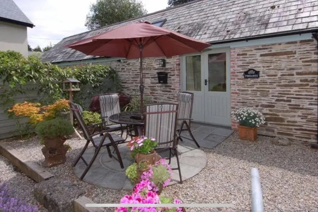 Maristow Cottages, overlook Tamar Valley Dartmoor Maristow Cottages, overlook Tamar Valley Dartmoor